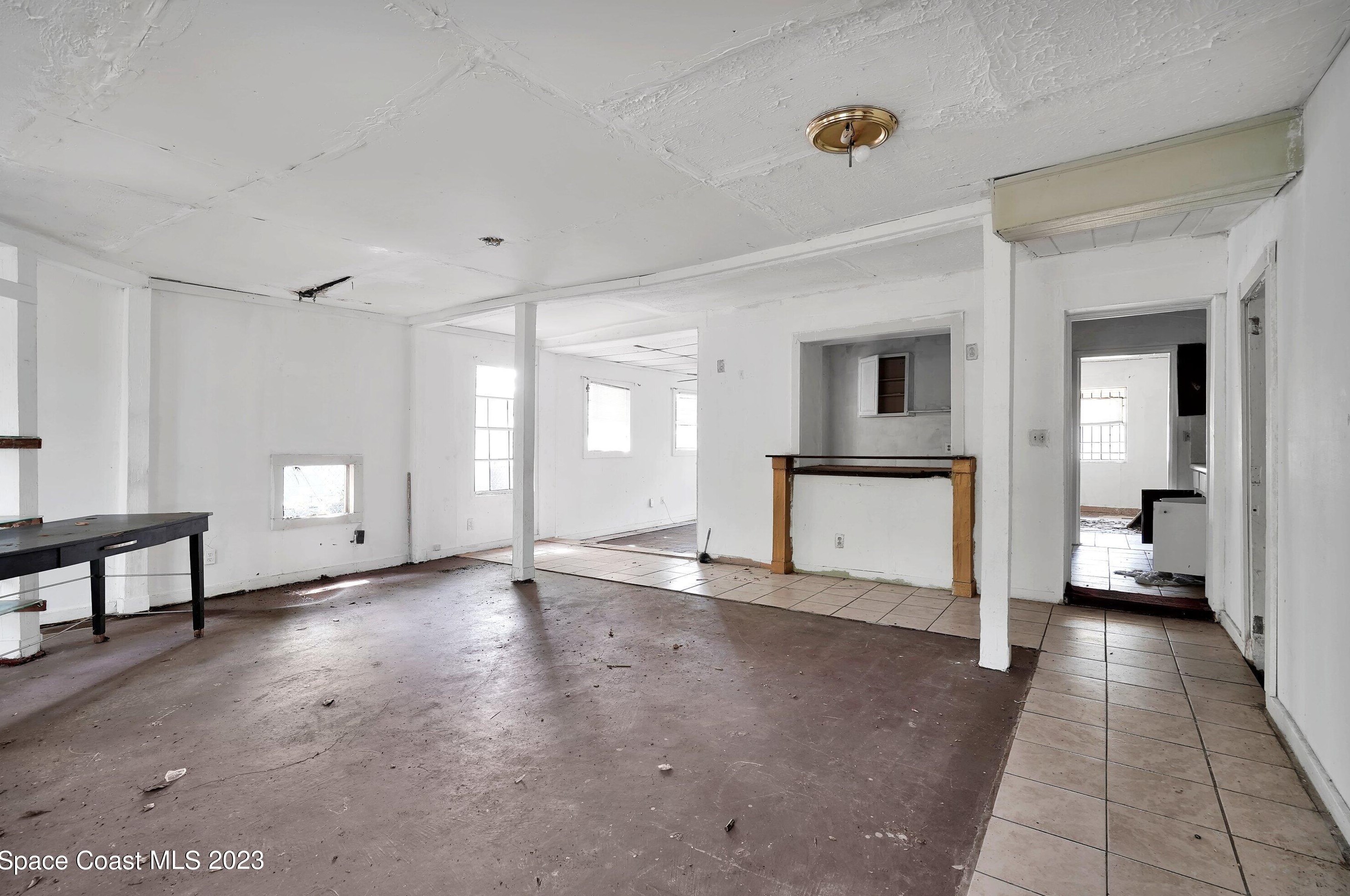 2927 9th St, Jacksonville FL  32254-1915 exterior