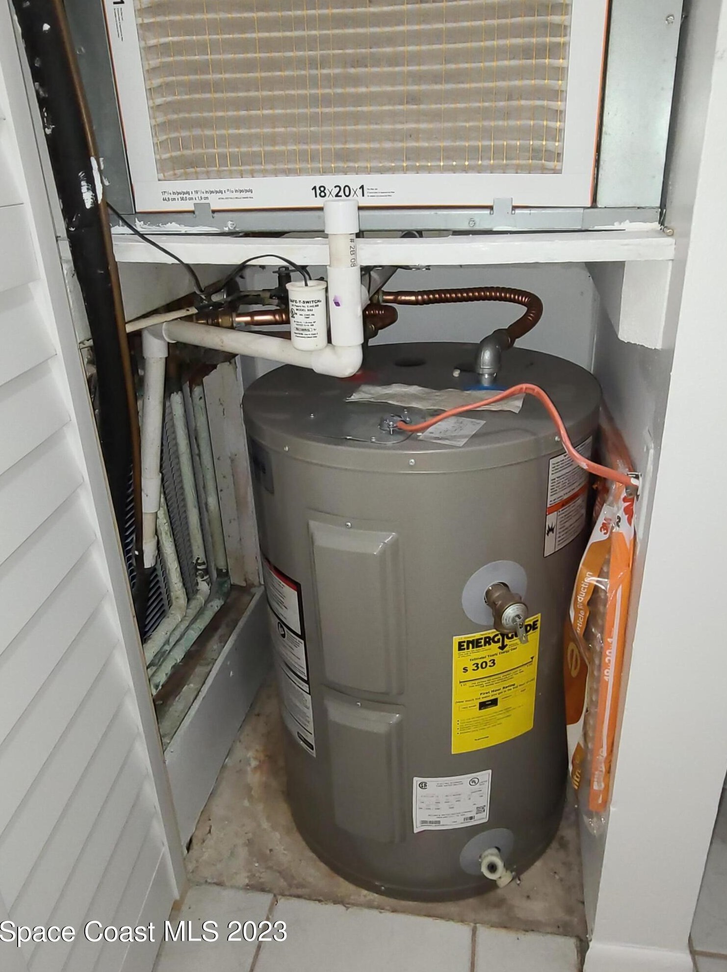 150 San Juan Cir, Melbourne FL 32935-5457 exterior