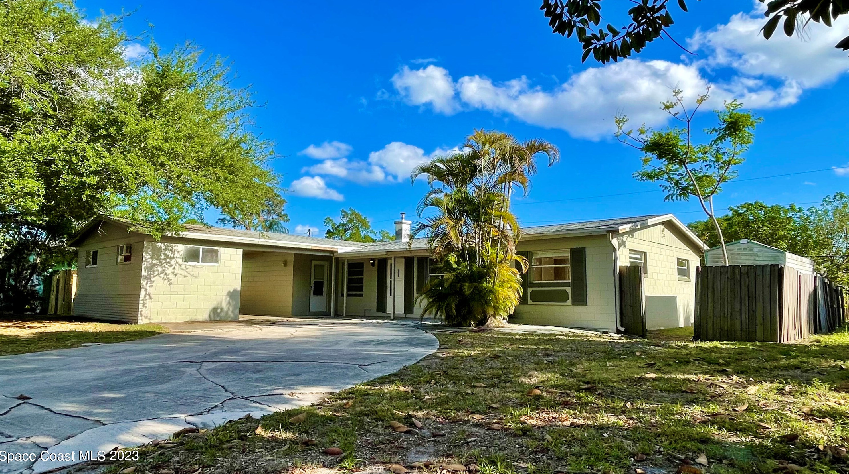 75 Brandy Ln, Merritt Island, FL 32952