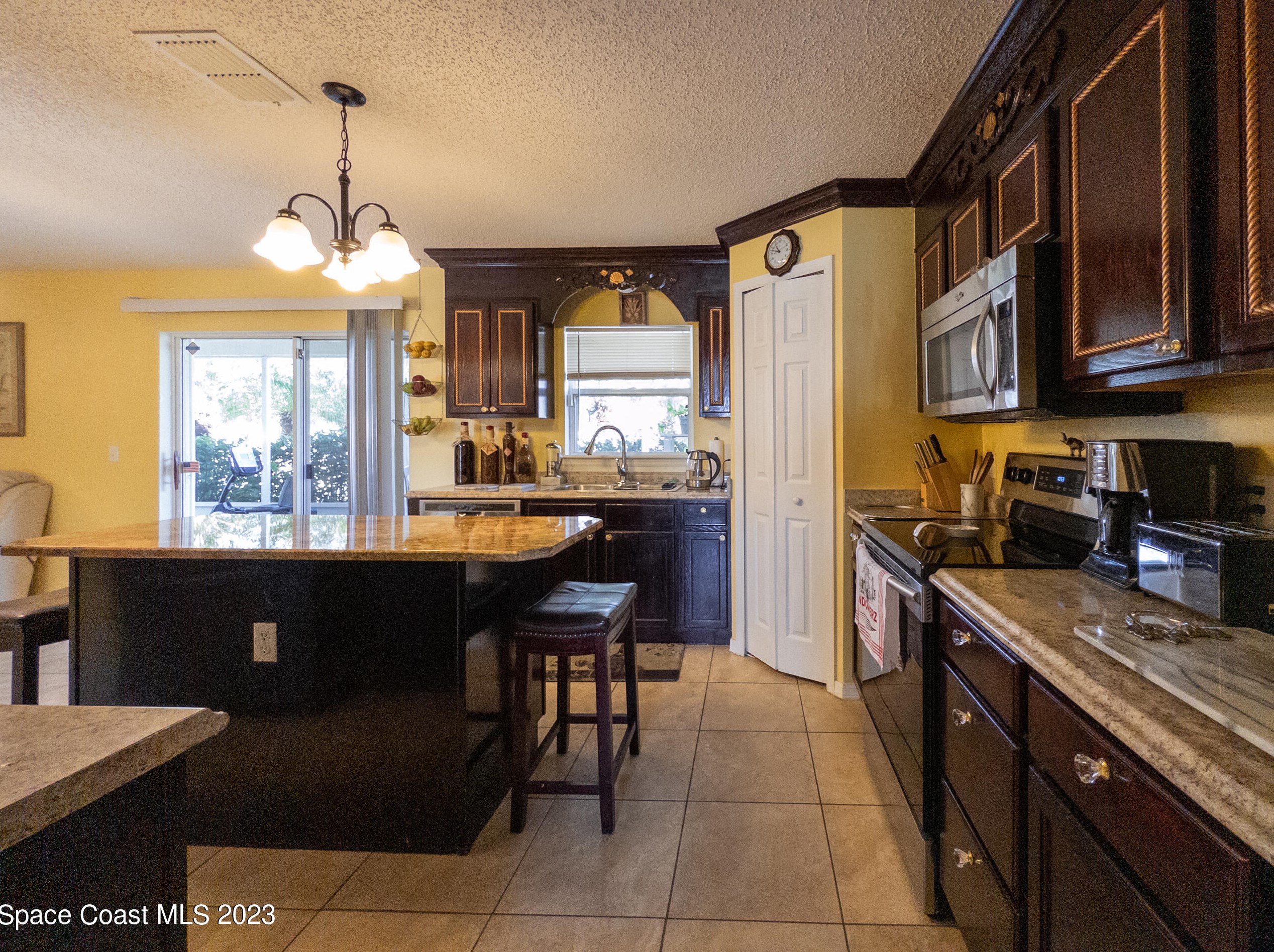 1560 Las Palmos Dr, Melbourne FL 32908-1123 exterior