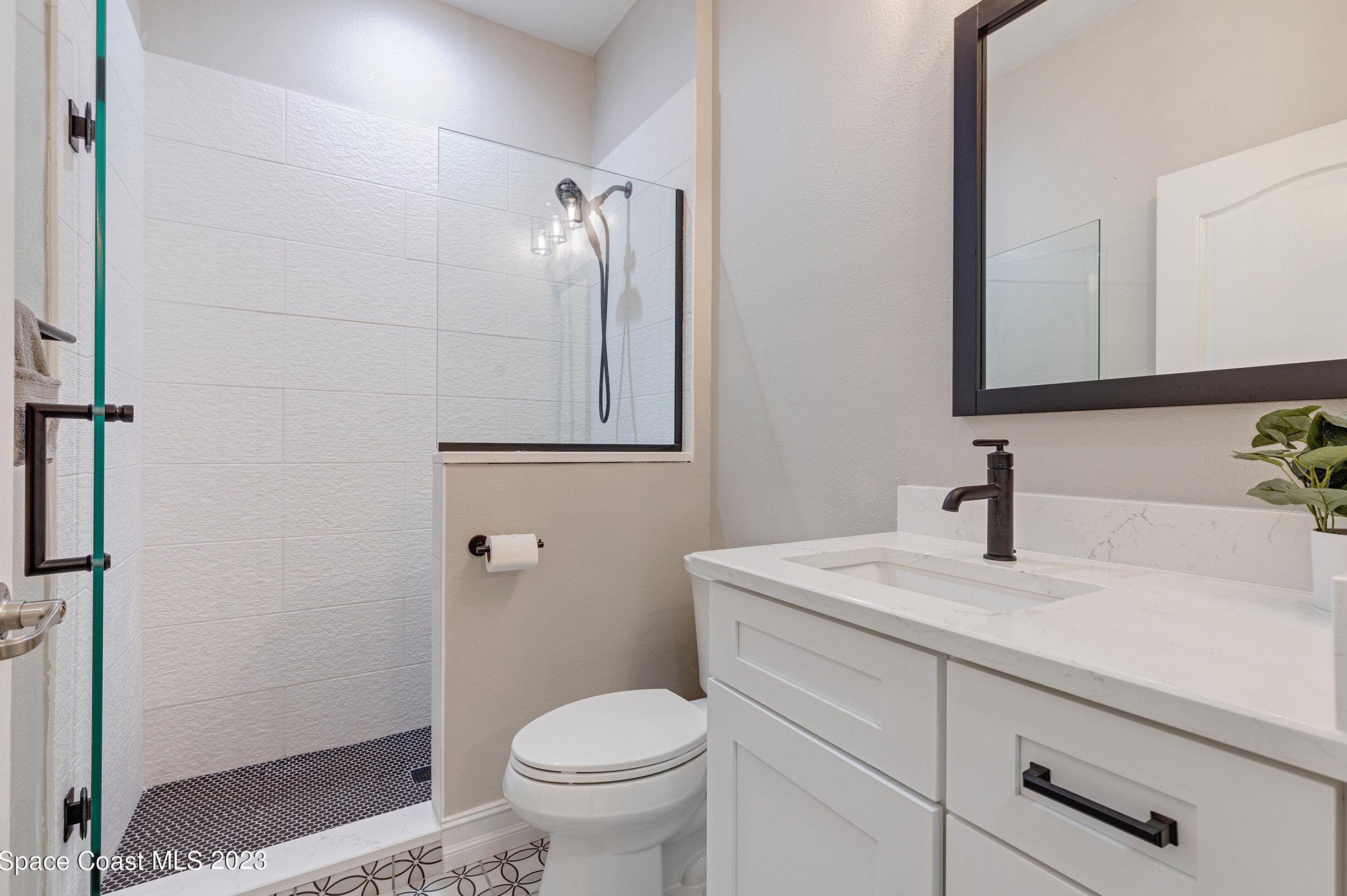 6184 Trieda Dr, Melbourne FL  32940-8072 exterior