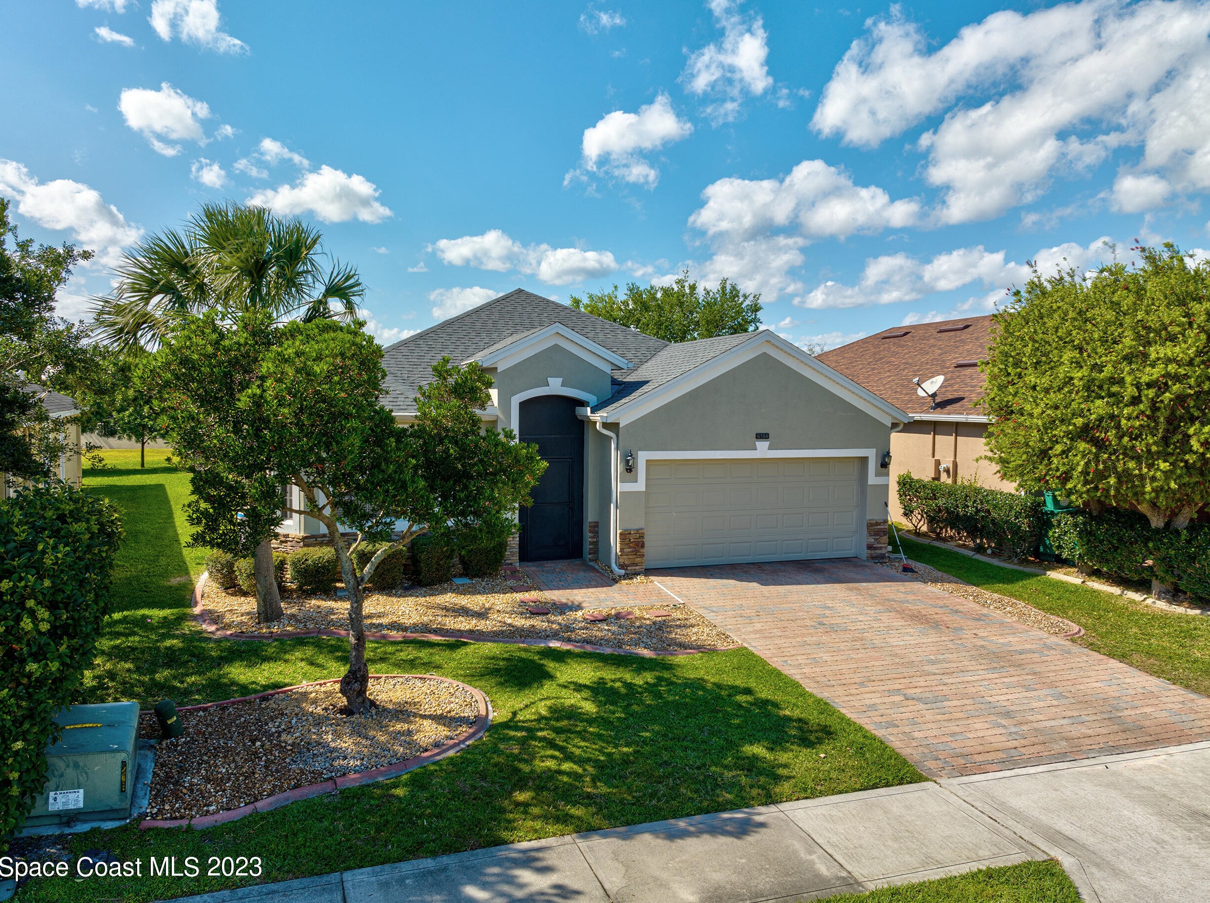 6184 Trieda Dr, Melbourne FL  32940-8072 exterior