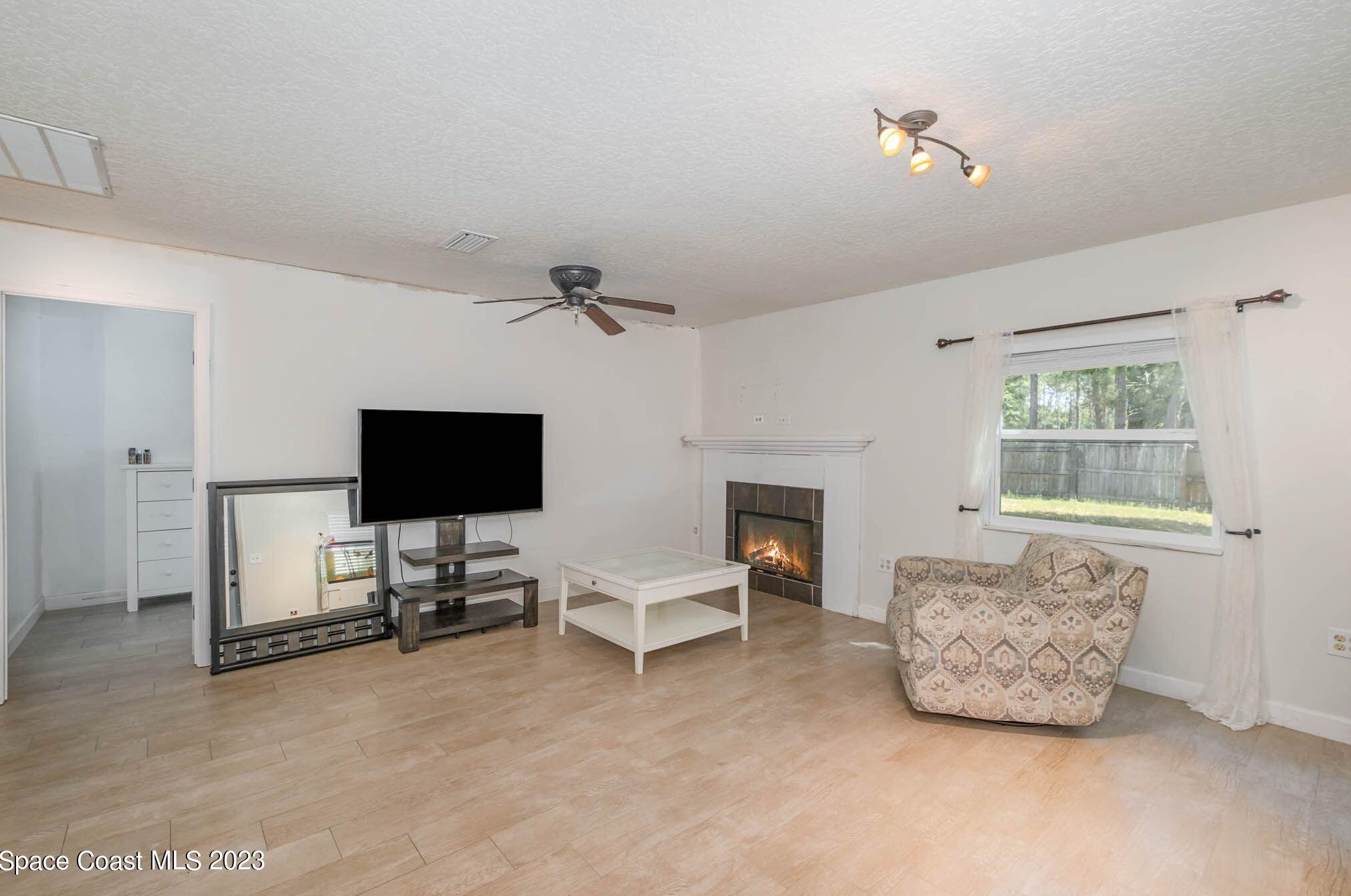 1333 Prospect Cir, Melbourne FL  32907-1130 exterior