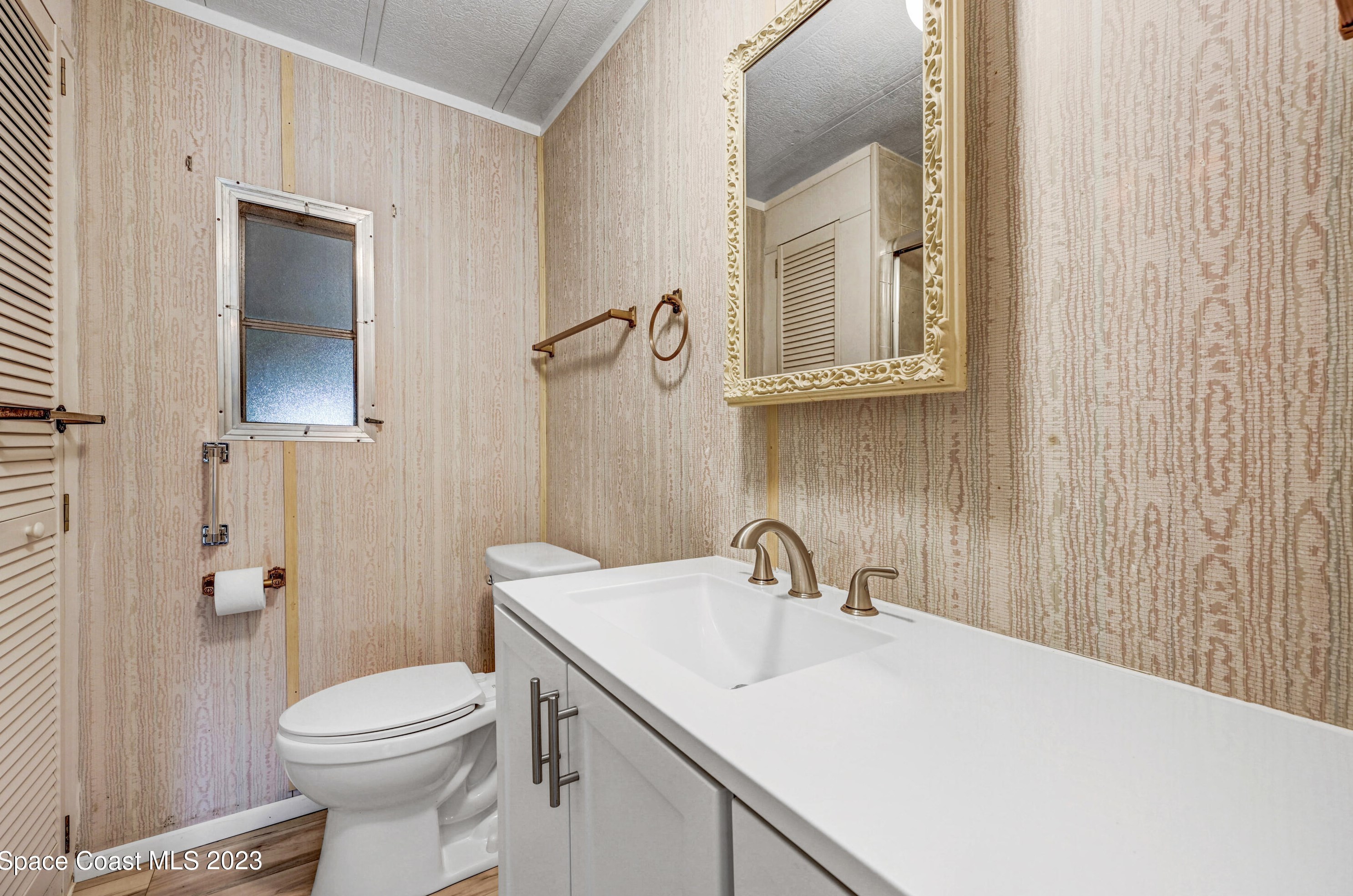 377 Holiday Park Blvd, Melbourne FL  32907-2109 exterior