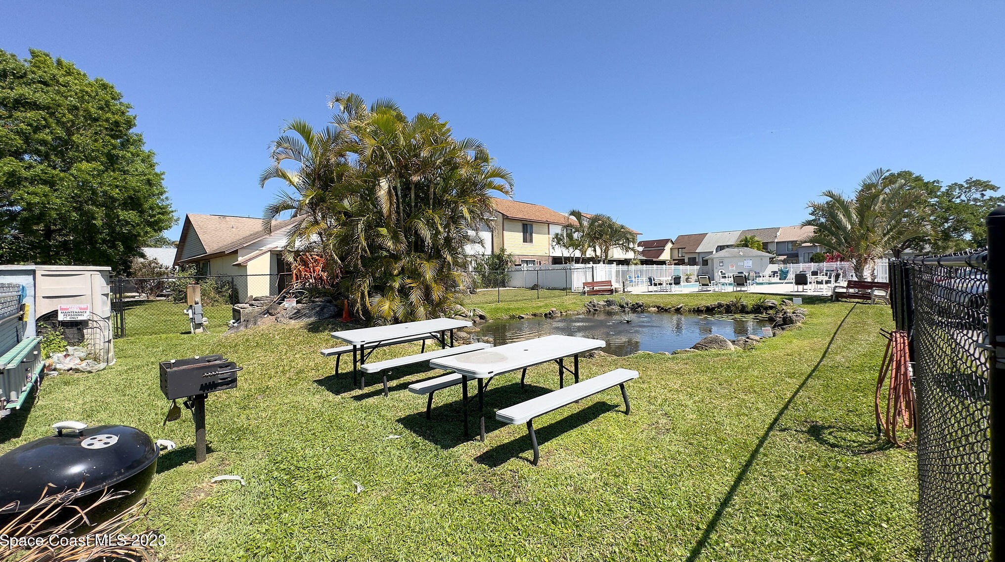 314 Sherwood Pl, Merritt Island FL  32953-4421 exterior