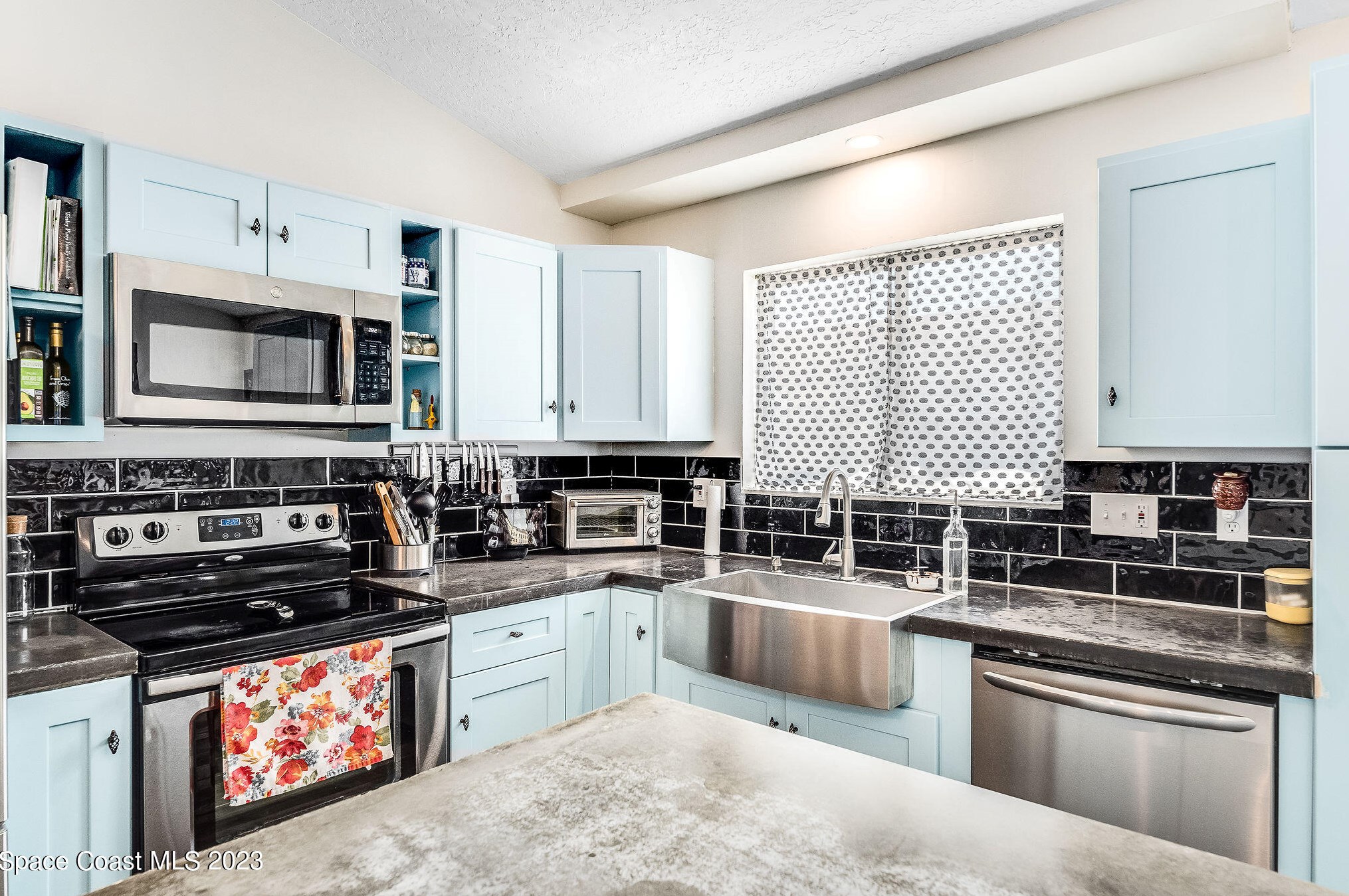 314 Sherwood Pl, Merritt Island FL  32953-4421 exterior