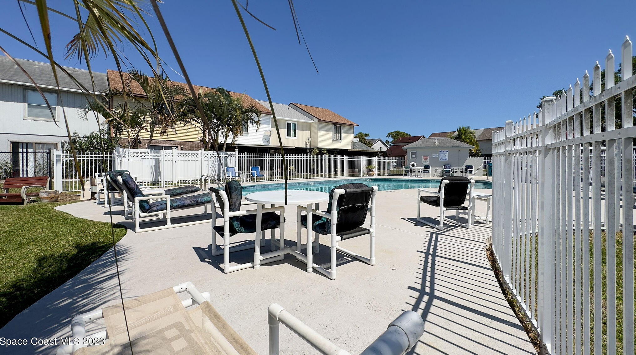 314 Sherwood Pl, Merritt Island FL  32953-4421 exterior