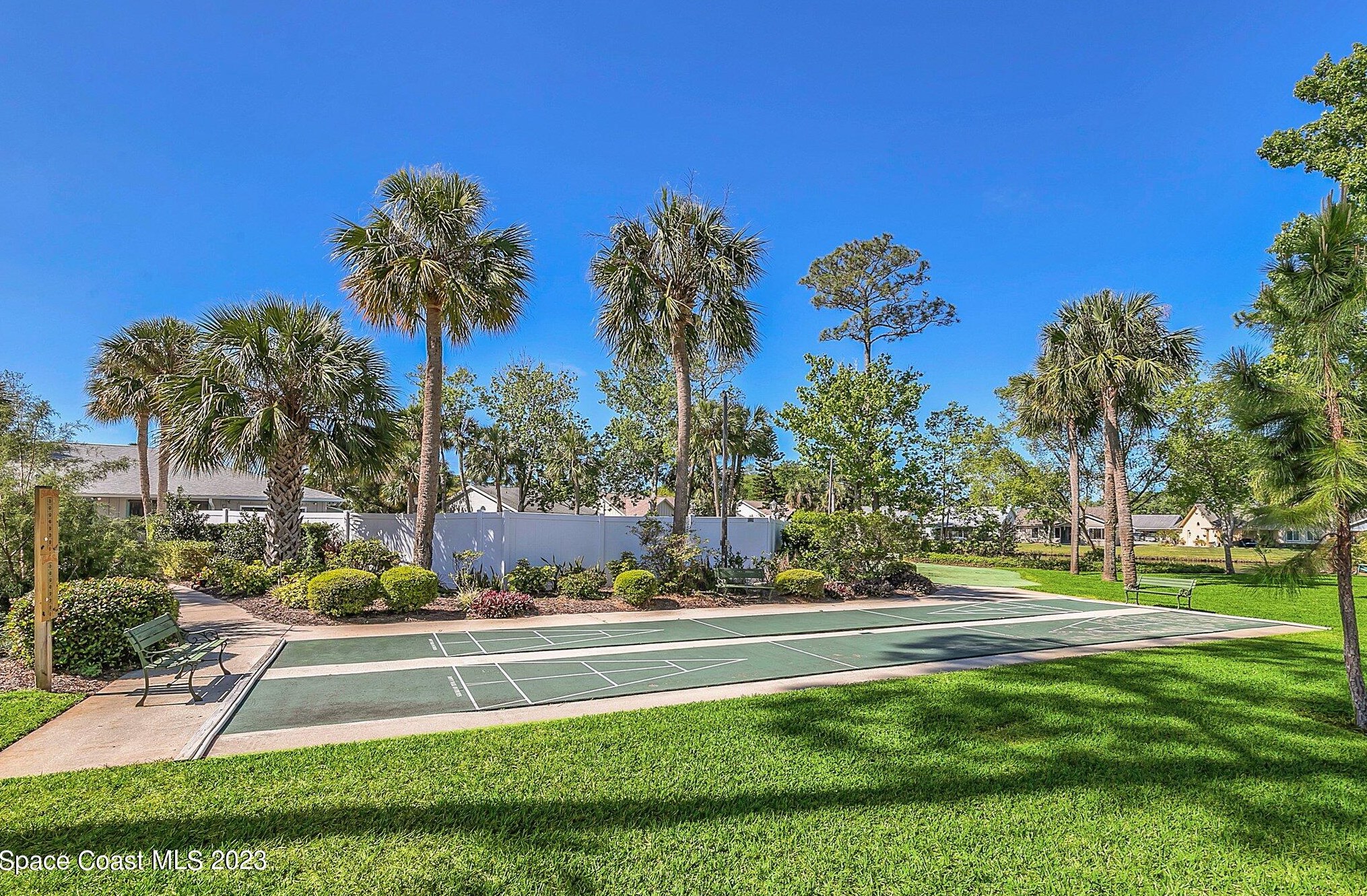 798 Pine Shores Cir, New Smyrna FL  32168-6189 exterior