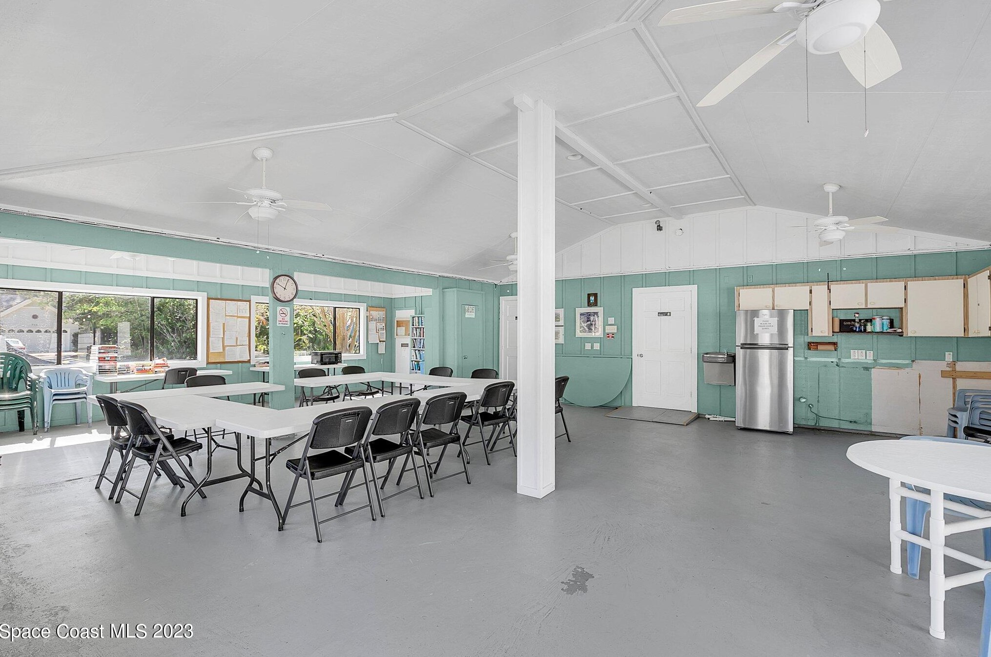 798 Pine Shores Cir, New Smyrna FL  32168-6189 exterior