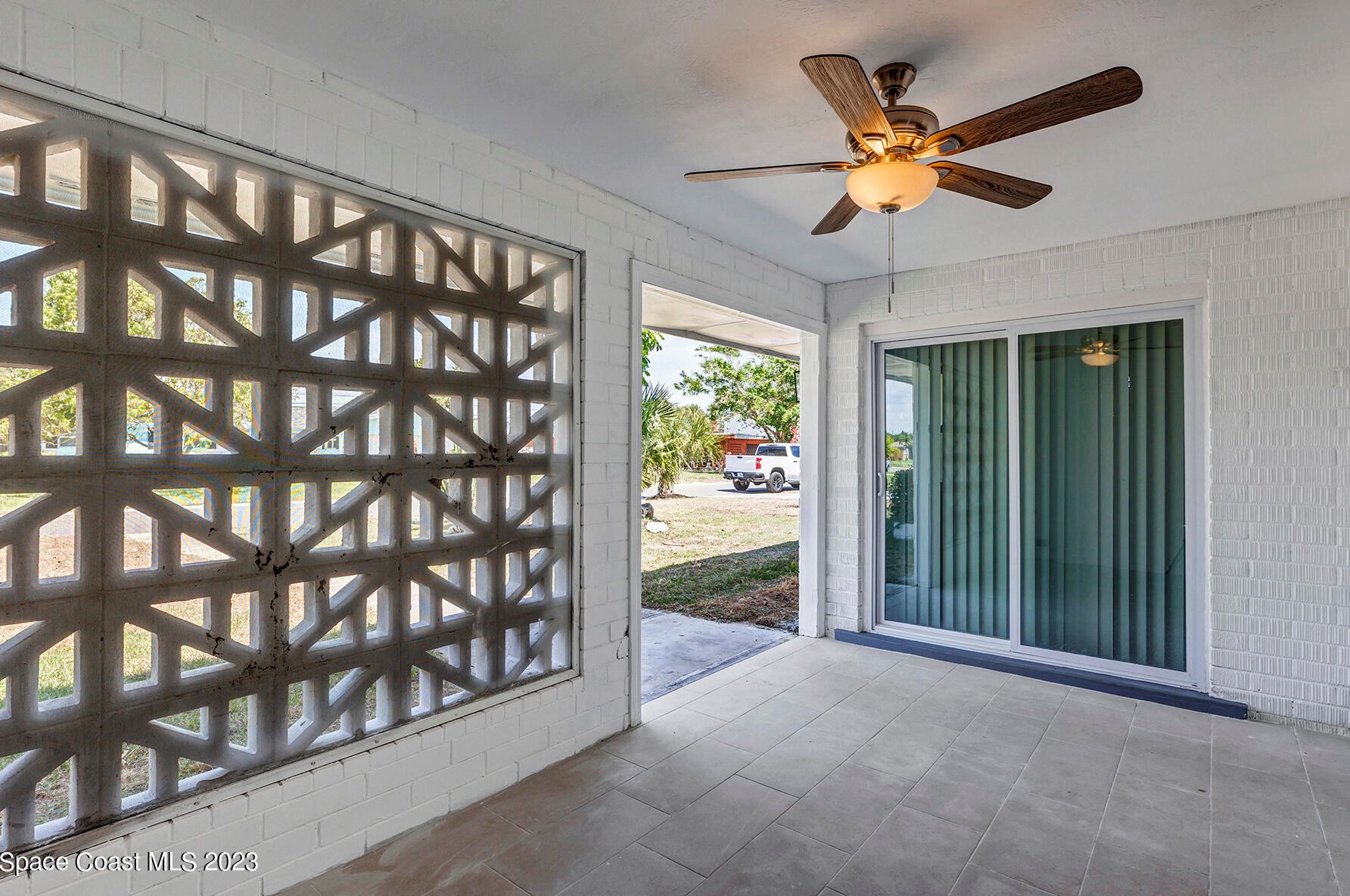 299 Park Ave, Melbourne FL  32937-3016 exterior