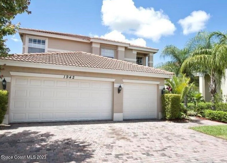 1942 Grey Falcon Cir Sw, Vero Beach, FL 32962
