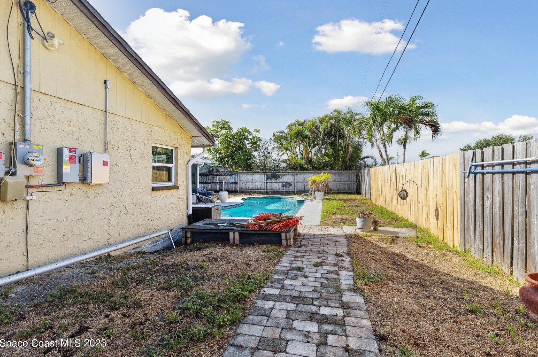 1445 Mercury St, Merritt Island FL  32953-3122 exterior