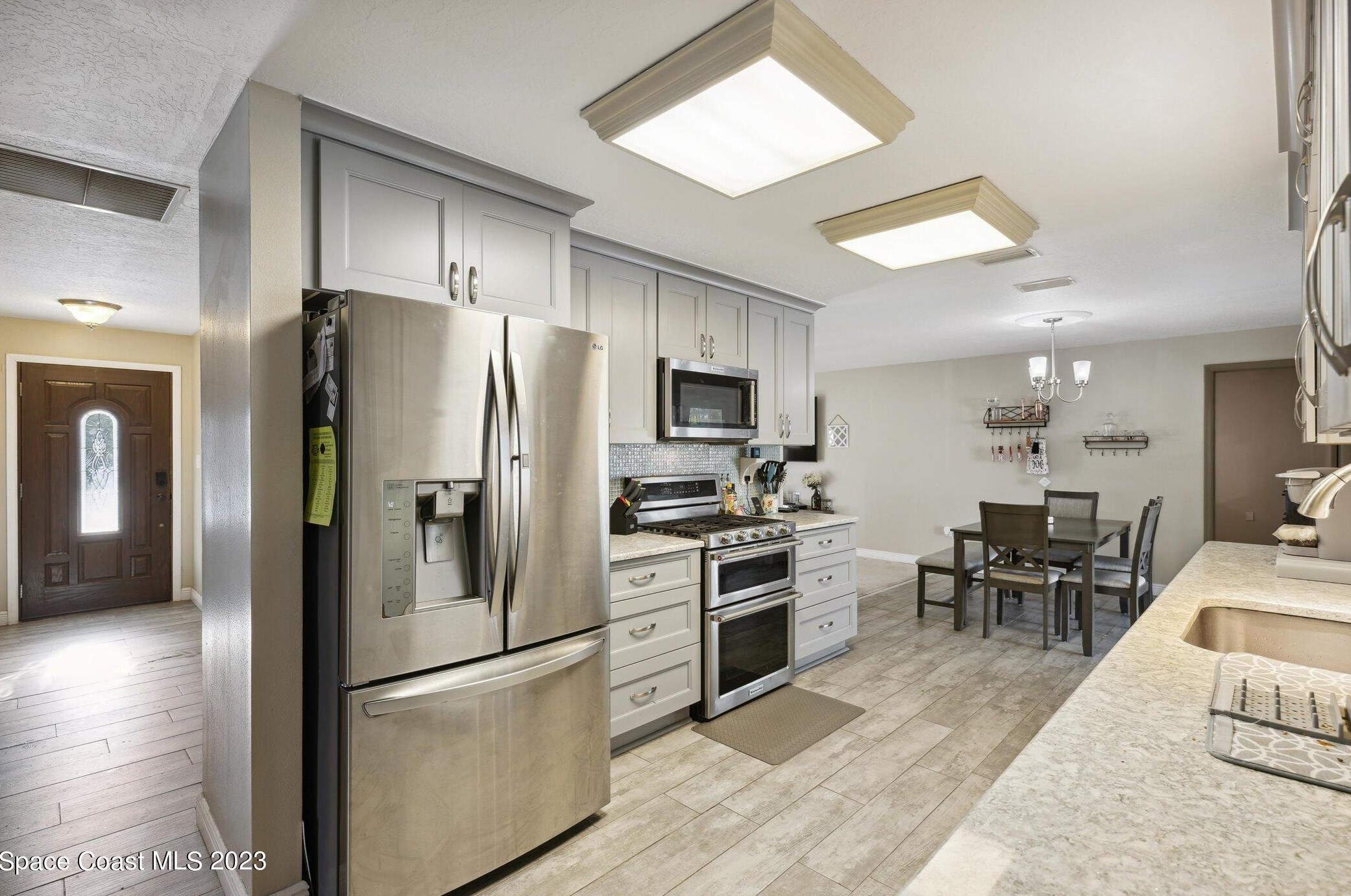 1445 Mercury St, Merritt Island FL  32953-3122 exterior