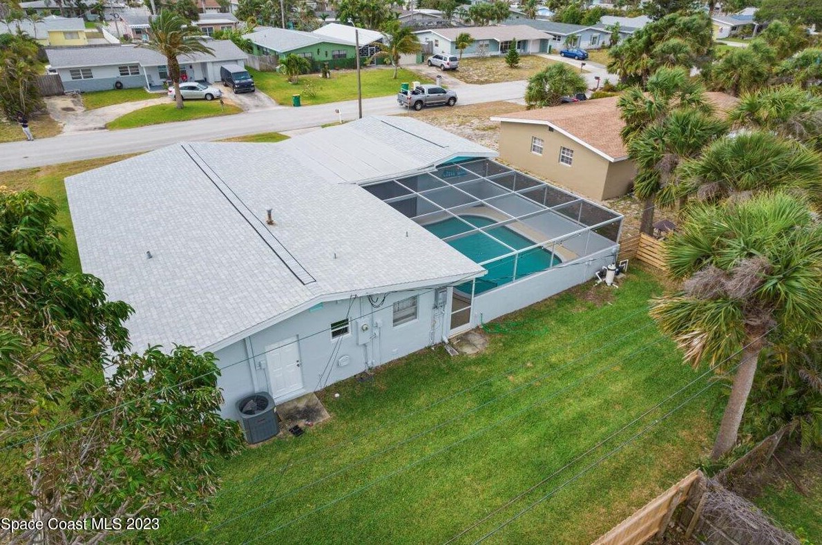 110 Martin St, Melbourne FL  32937-2729 exterior