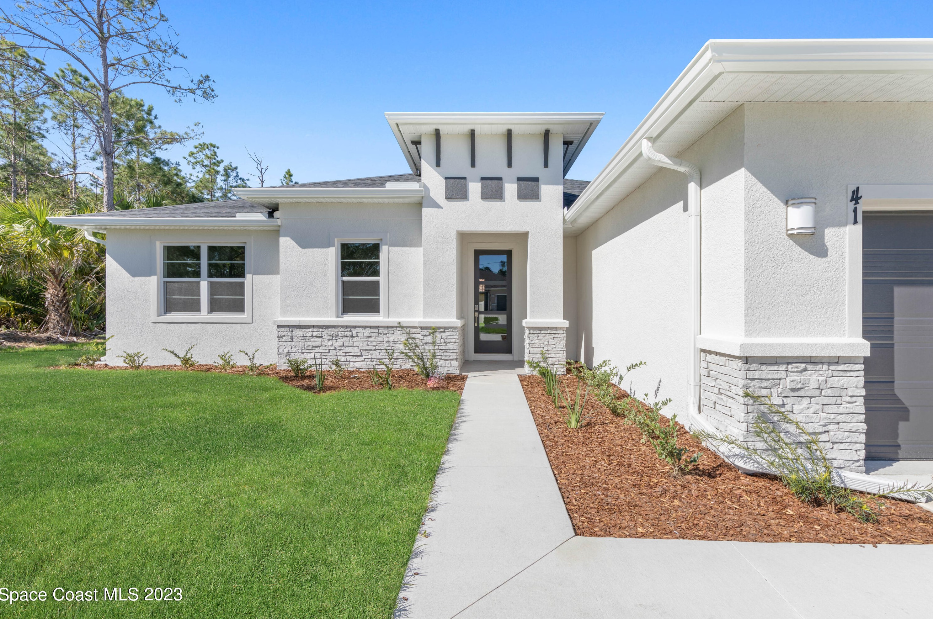 2114 San Filippo Dr, Melbourne FL  32909-7205 exterior