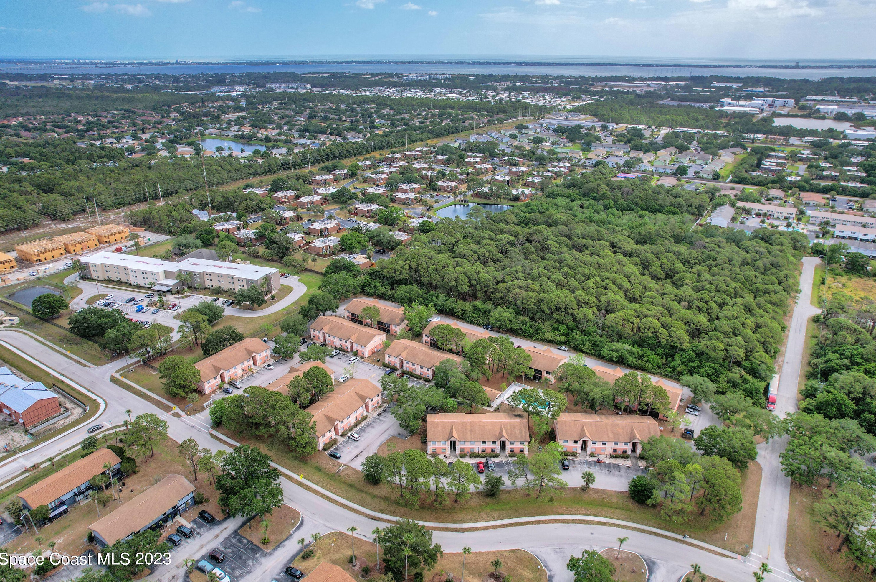 2921 Pinewood Dr, Melbourne FL 32905-2958 exterior