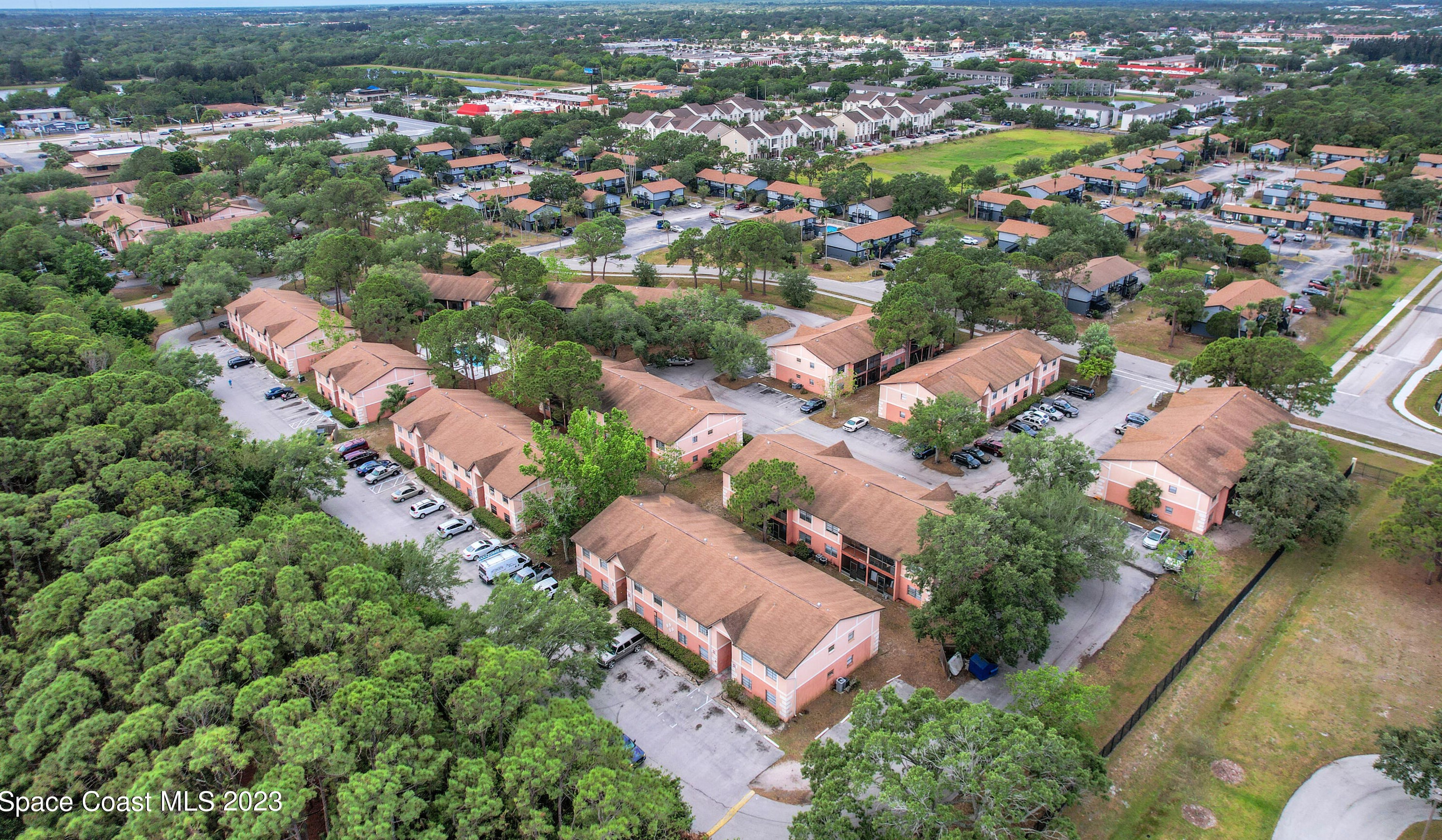 2921 Pinewood Dr, Melbourne FL 32905-2958 exterior