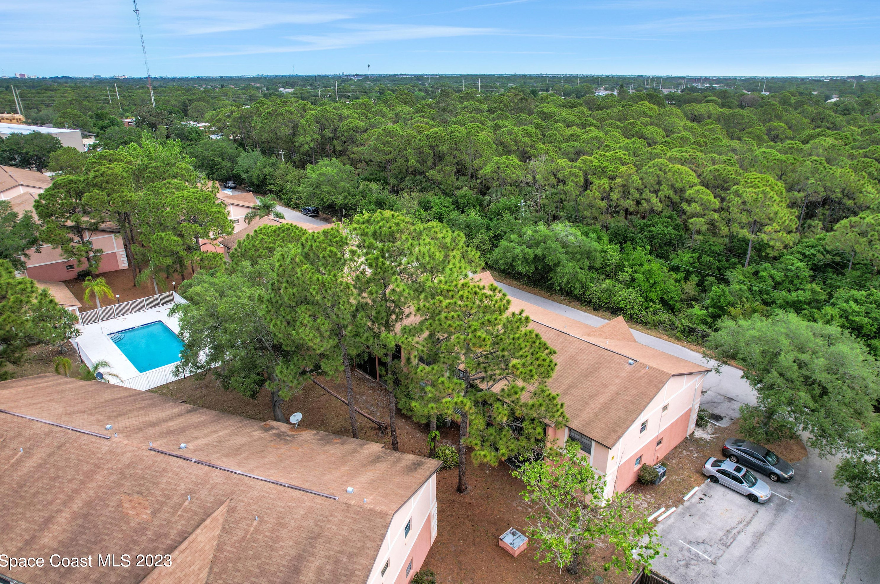 2921 Pinewood Dr, Melbourne FL 32905-2958 exterior