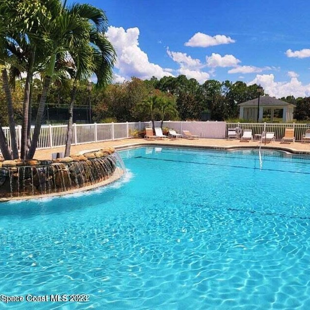 665 Easton Forest Cir, Melbourne FL  32909-6847 exterior