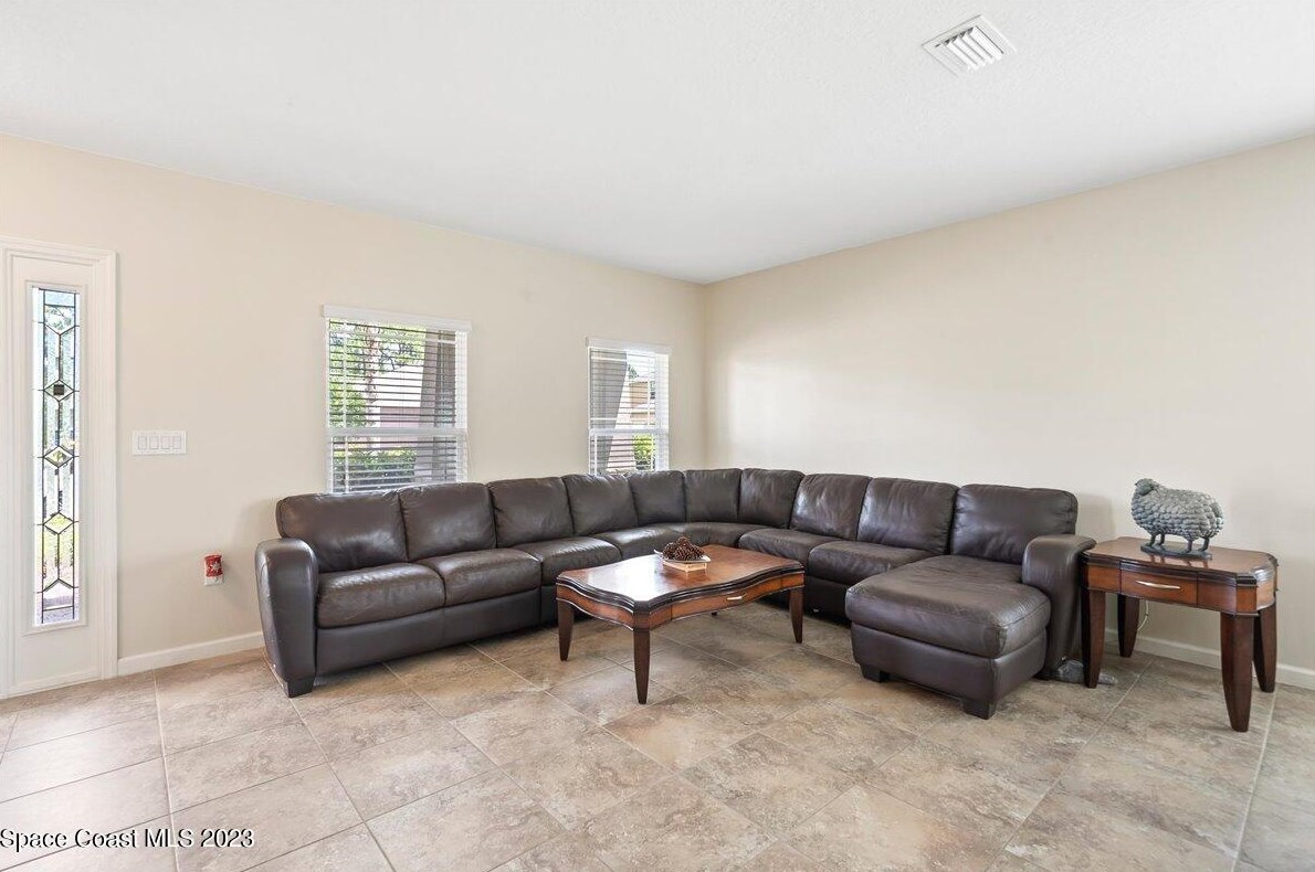 665 Easton Forest Cir, Melbourne FL  32909-6847 exterior