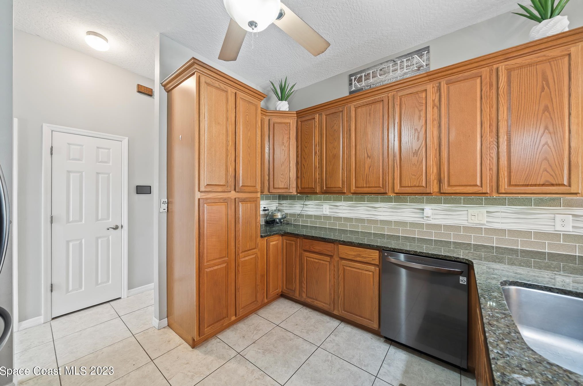 4057 Sand Ridge Dr, Merritt Island FL  32953-8610 exterior