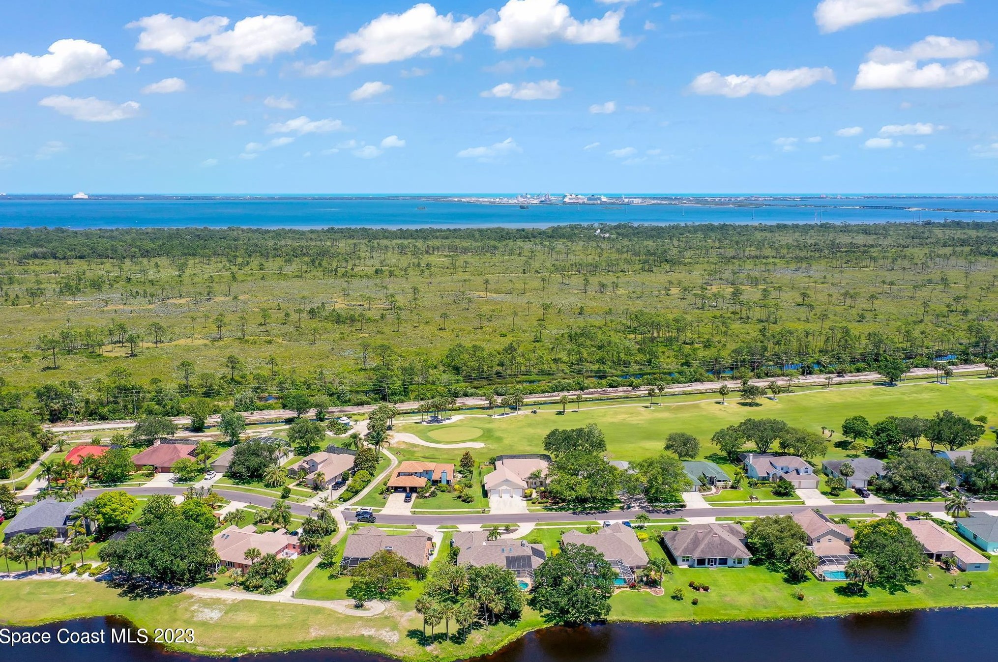 4057 Sand Ridge Dr, Merritt Island FL  32953-8610 exterior