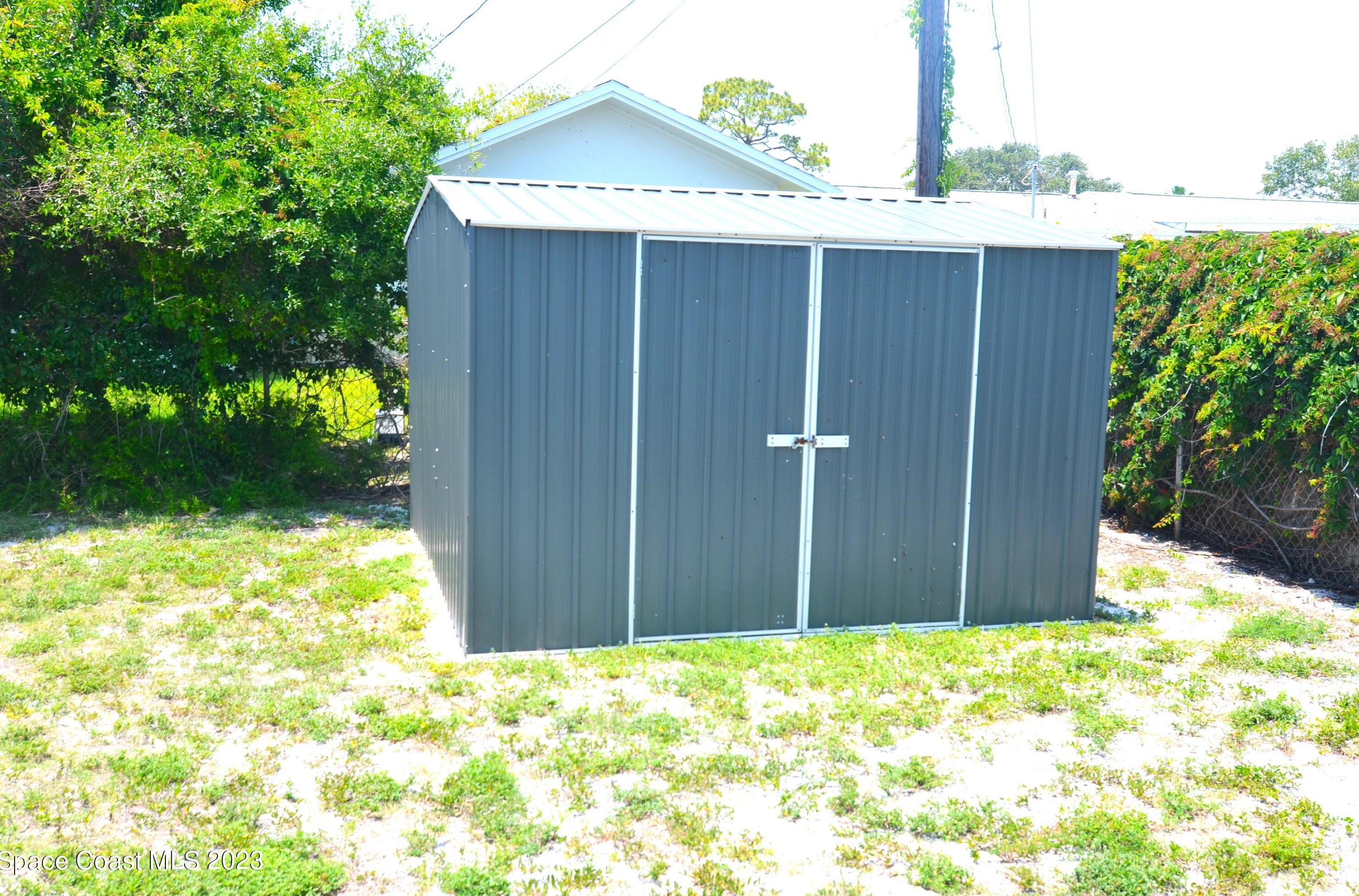 1265 Altman Dr, Merritt Island FL  32952-2749 exterior