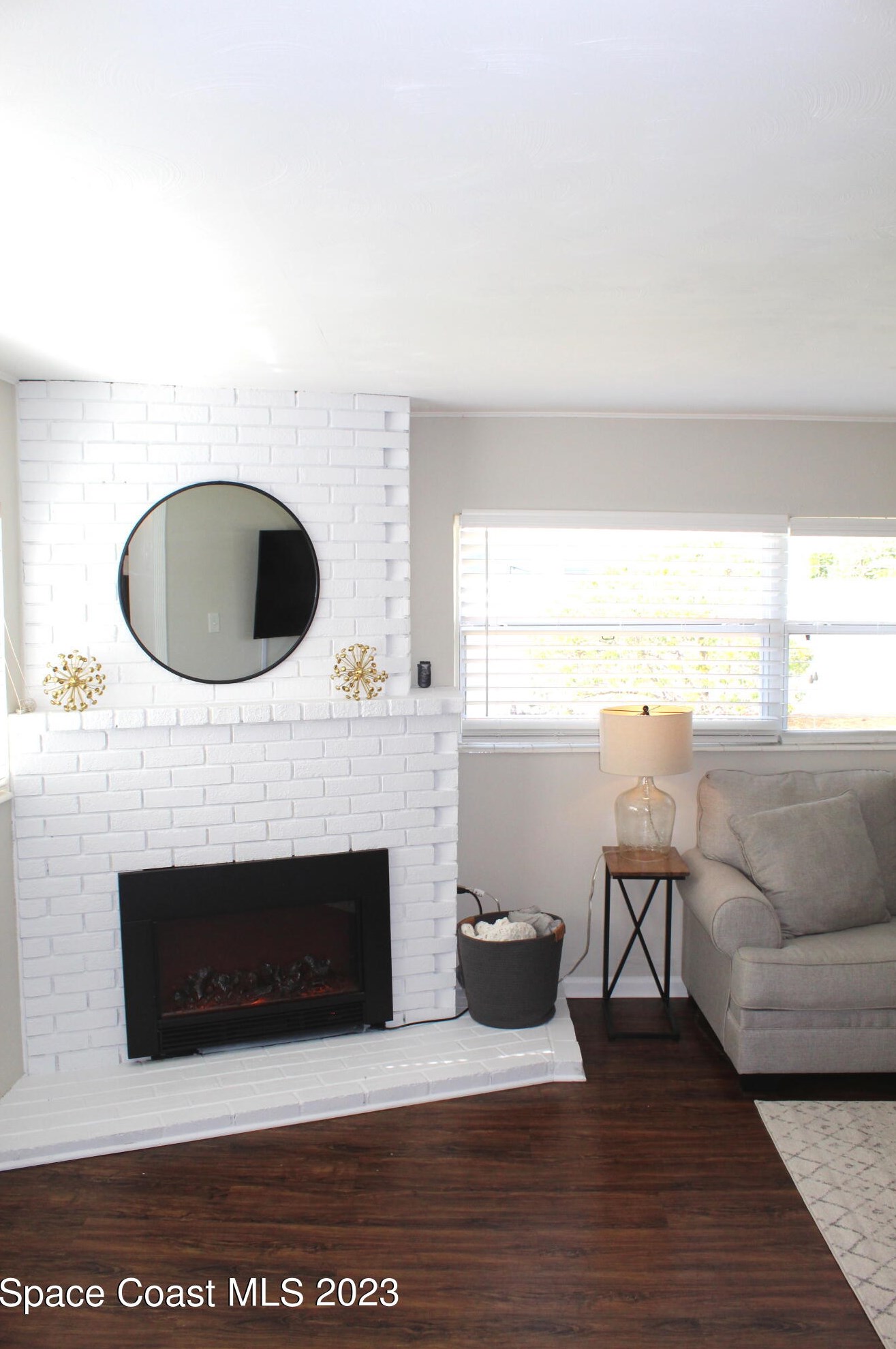 260 Birch Ave, Merritt Island FL  32953-4214 exterior