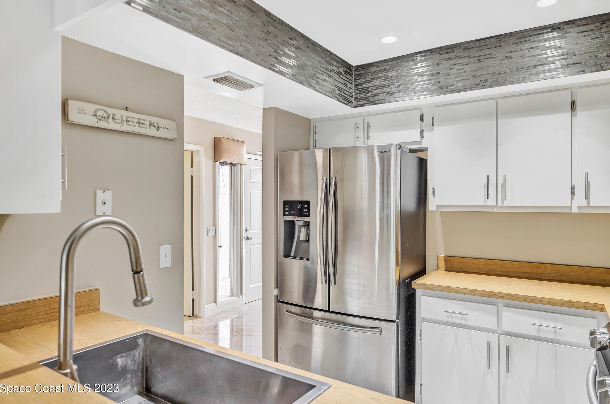 104 12th Ave, Melbourne FL  32903-3249 exterior