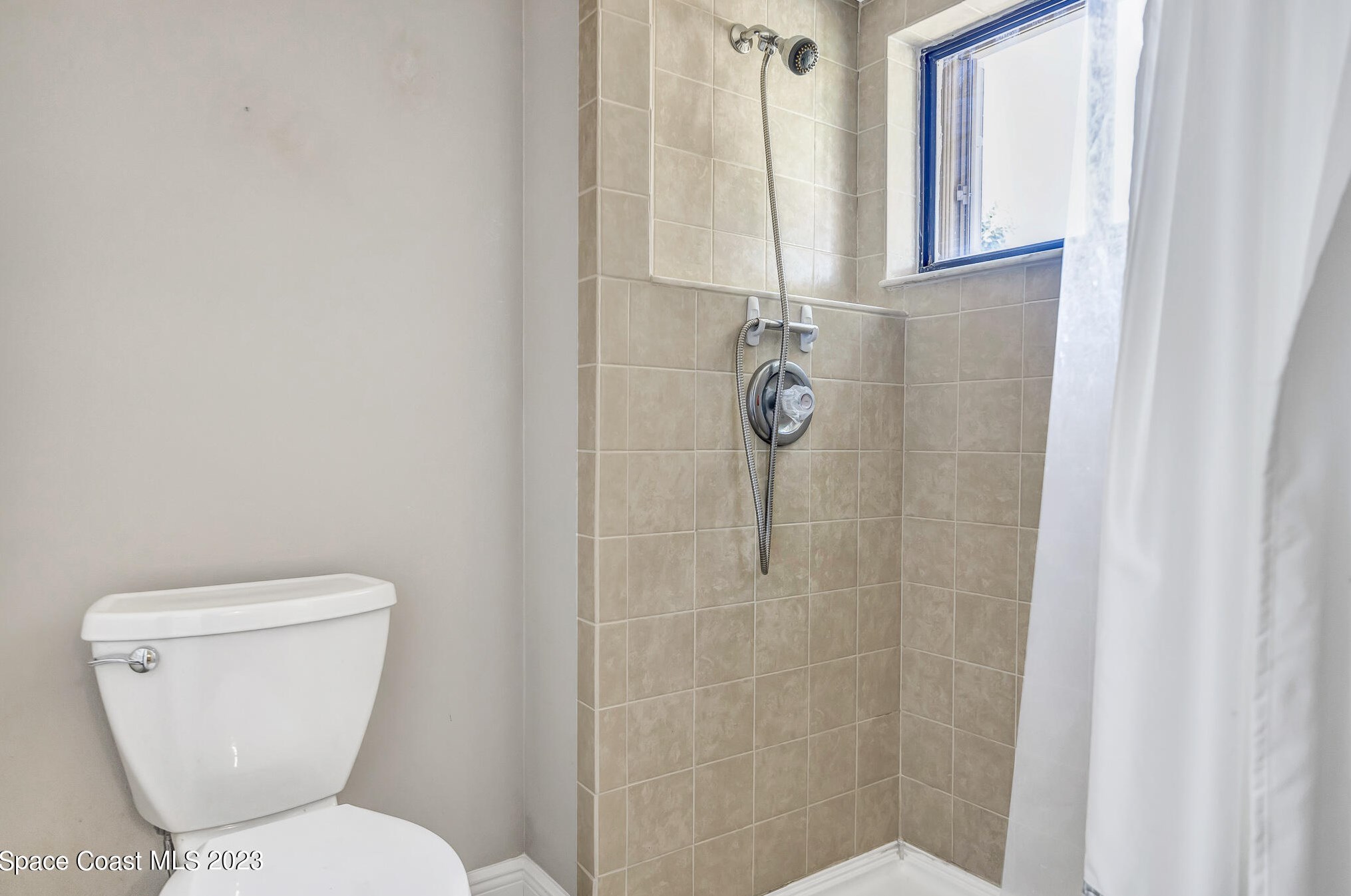 104 12th Ave, Melbourne FL  32903-3249 exterior