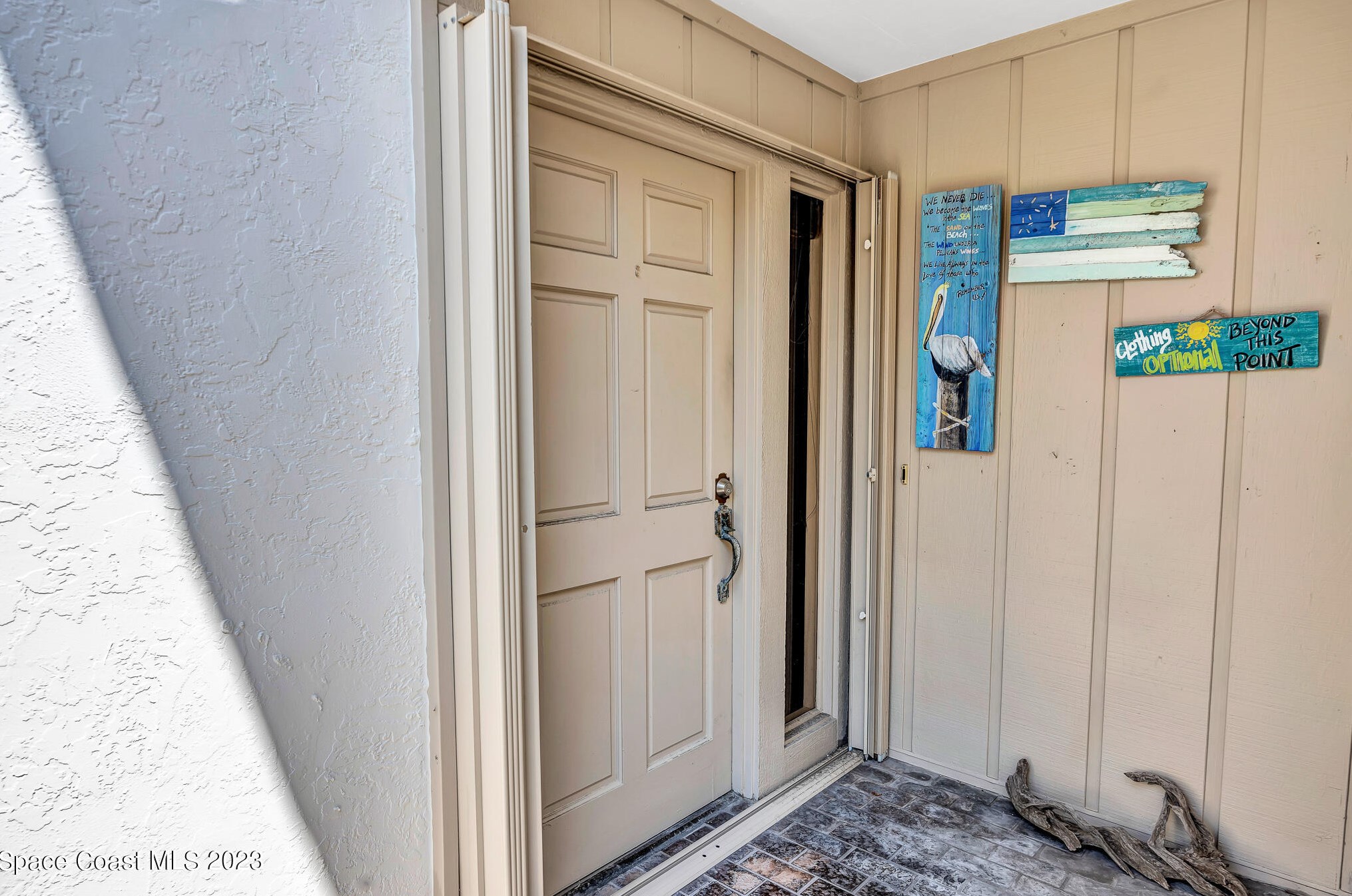 104 12th Ave, Melbourne FL  32903-3249 exterior