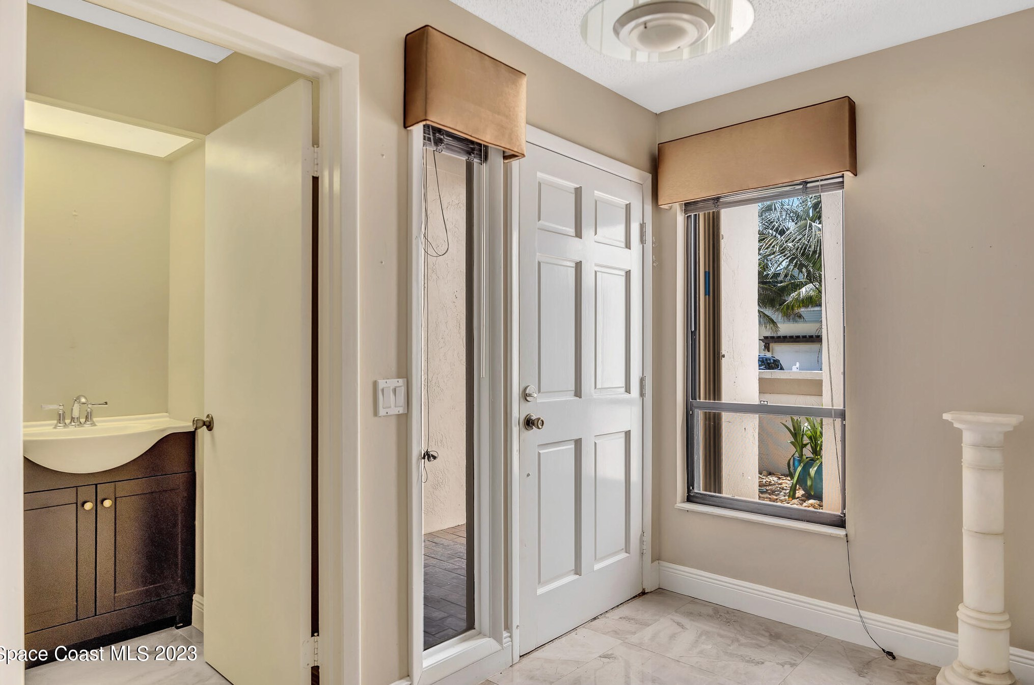 104 12th Ave, Melbourne FL  32903-3249 exterior