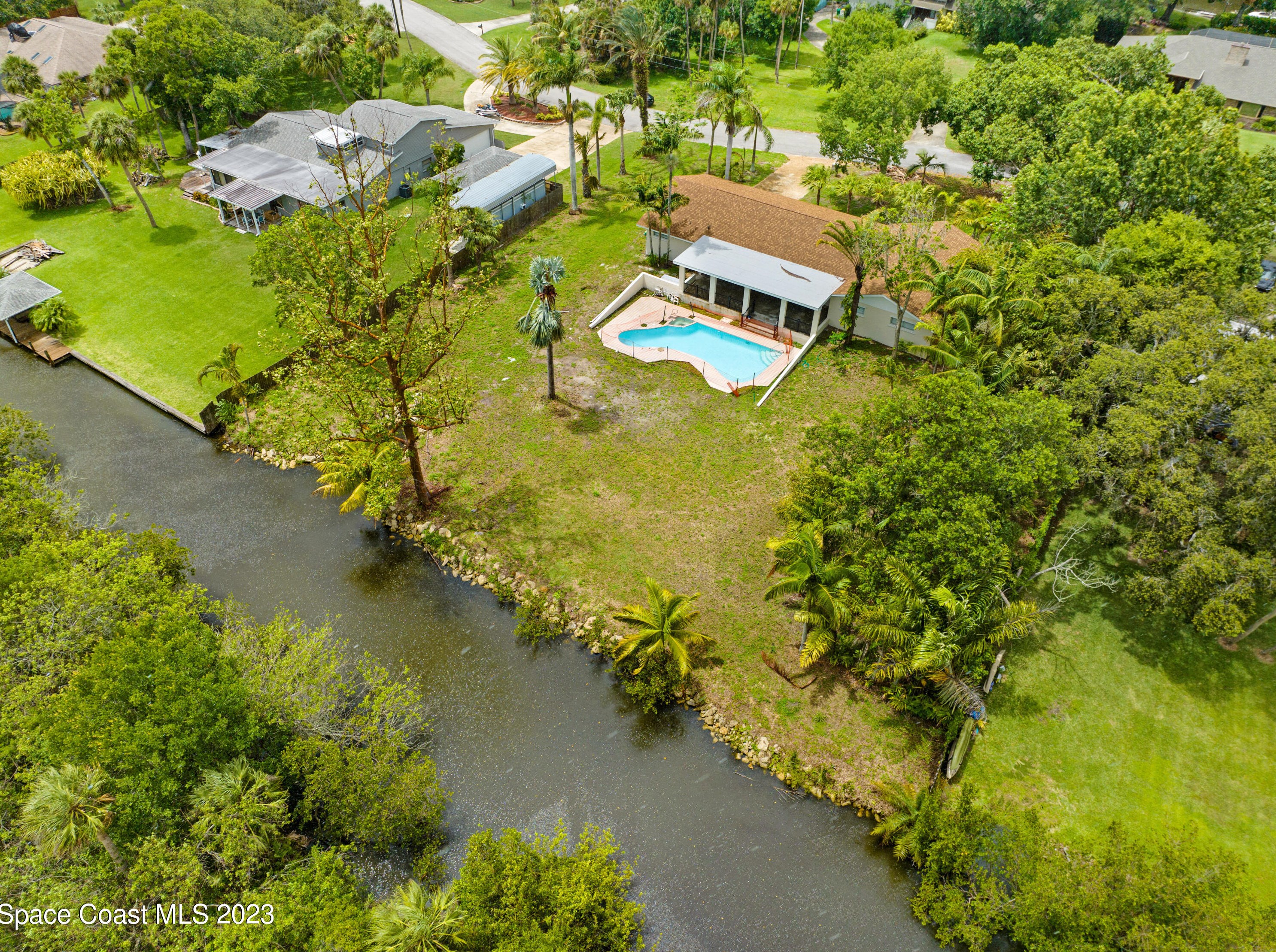 925 Meadow Lark Ln, Merritt Island FL  32953-7854 exterior