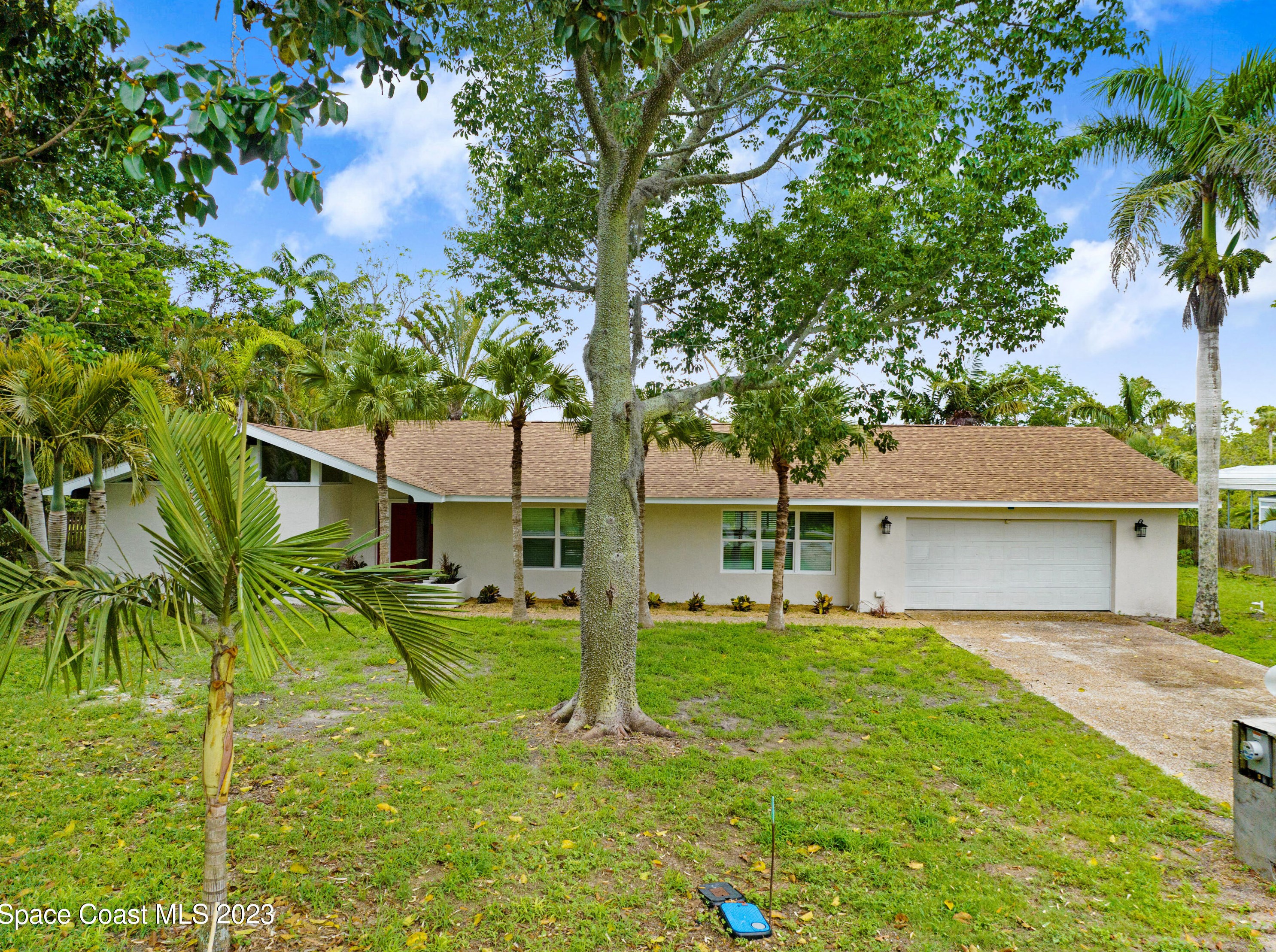 925 Meadow Lark Ln, Merritt Island FL  32953-7854 exterior