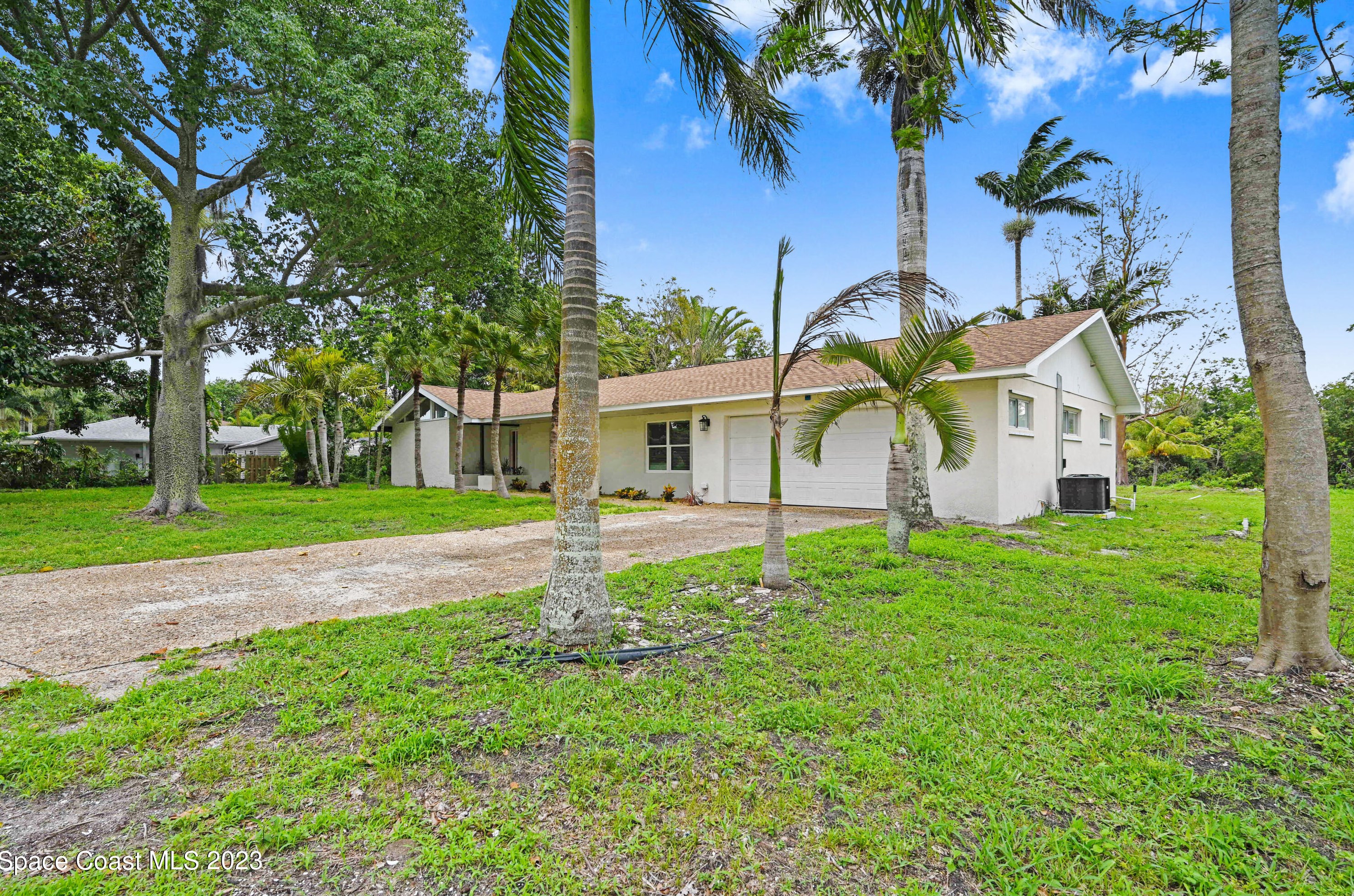 925 Meadow Lark Ln, Merritt Island FL  32953-7854 exterior