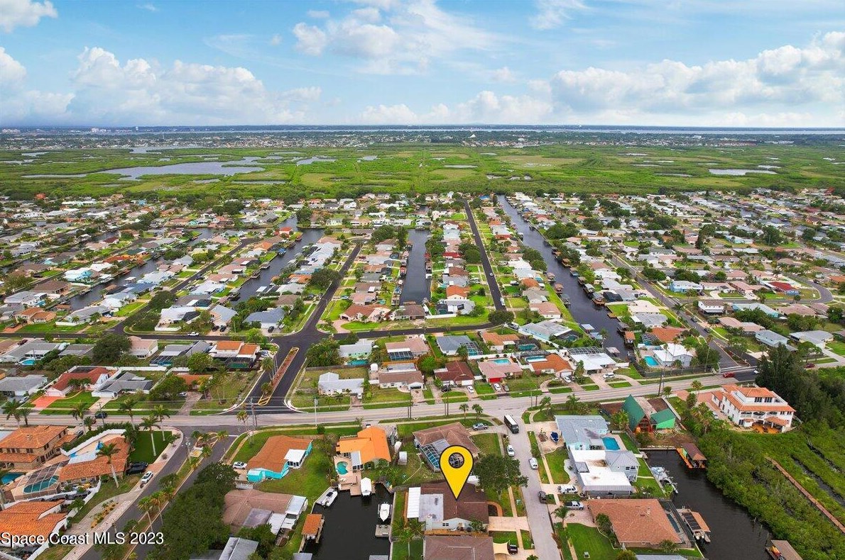 1625 Larchmont Ct, Merritt Island FL 32952-5668 exterior