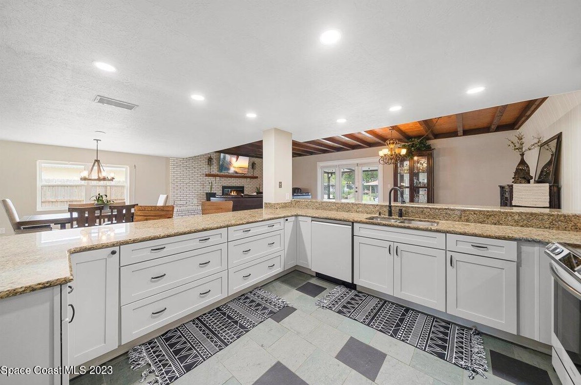 1625 Larchmont Ct, Merritt Island FL 32952-5668 exterior