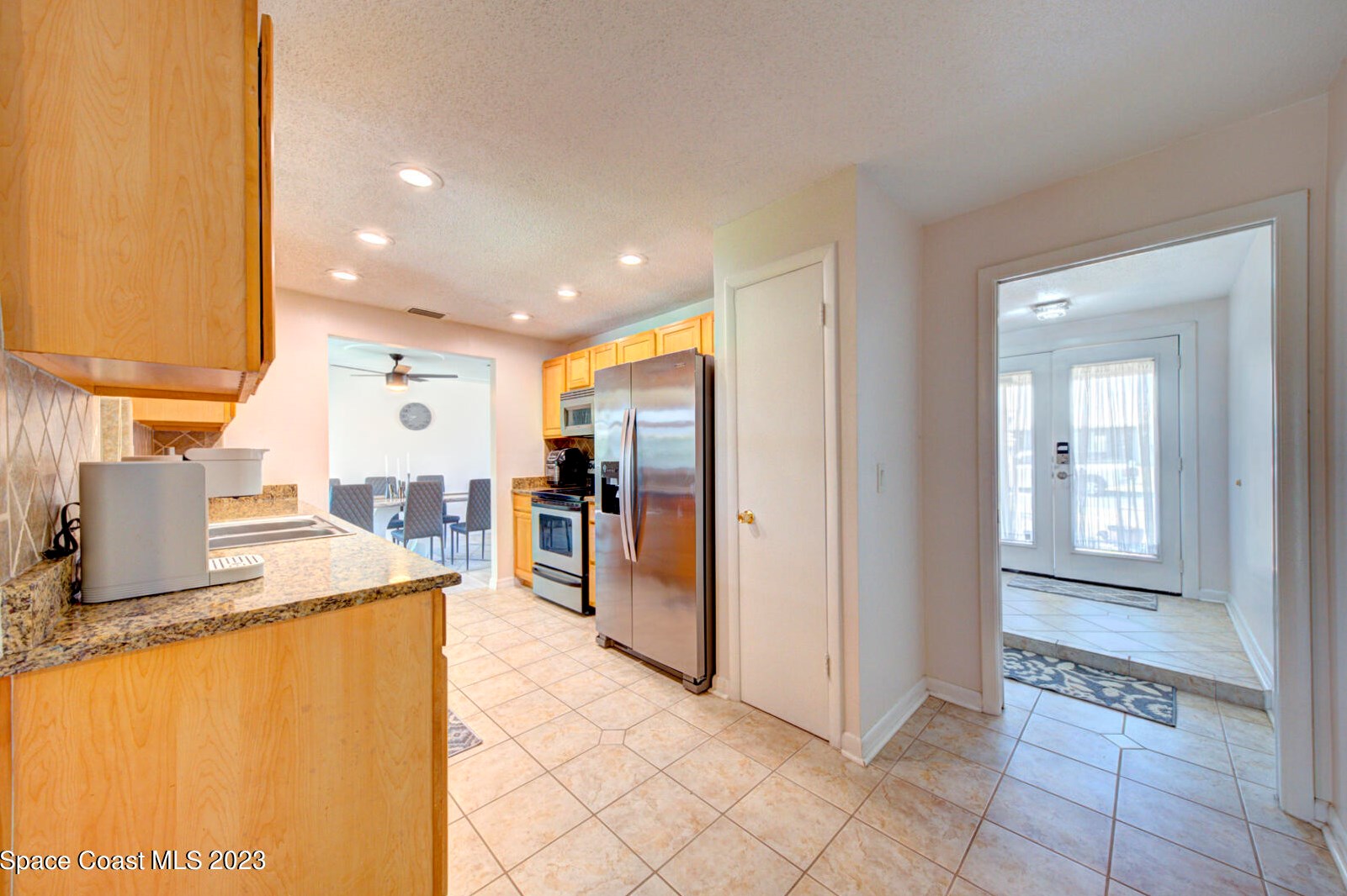 1505 Central Ave, Merritt Island FL 32952-5677 exterior