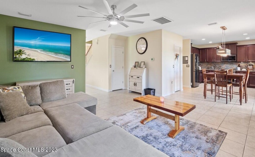 431 Dillard Dr, Melbourne FL  32909-2360 exterior