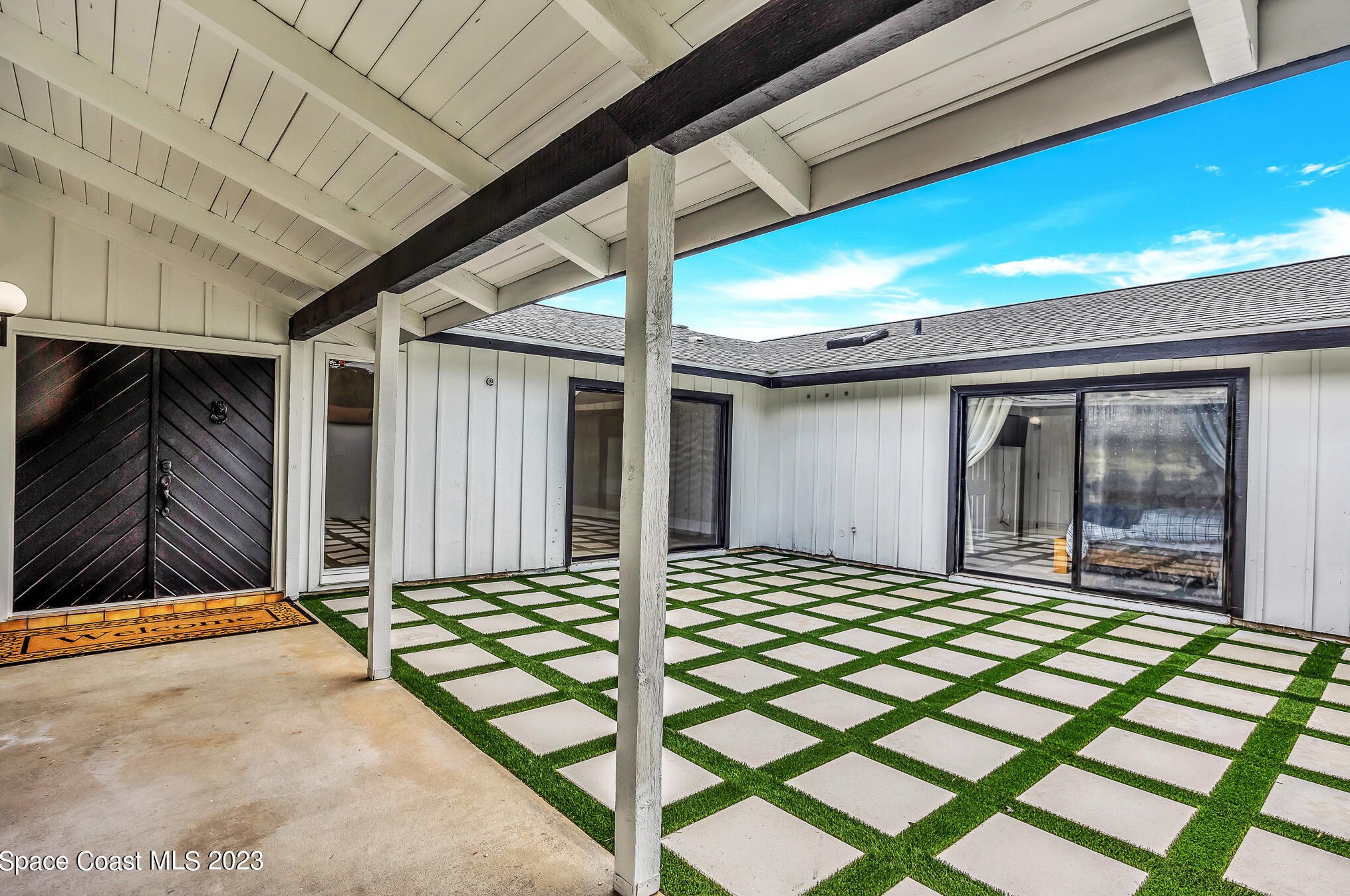 470 Rio Vista Ln, Merritt Island FL  32952-5226 exterior