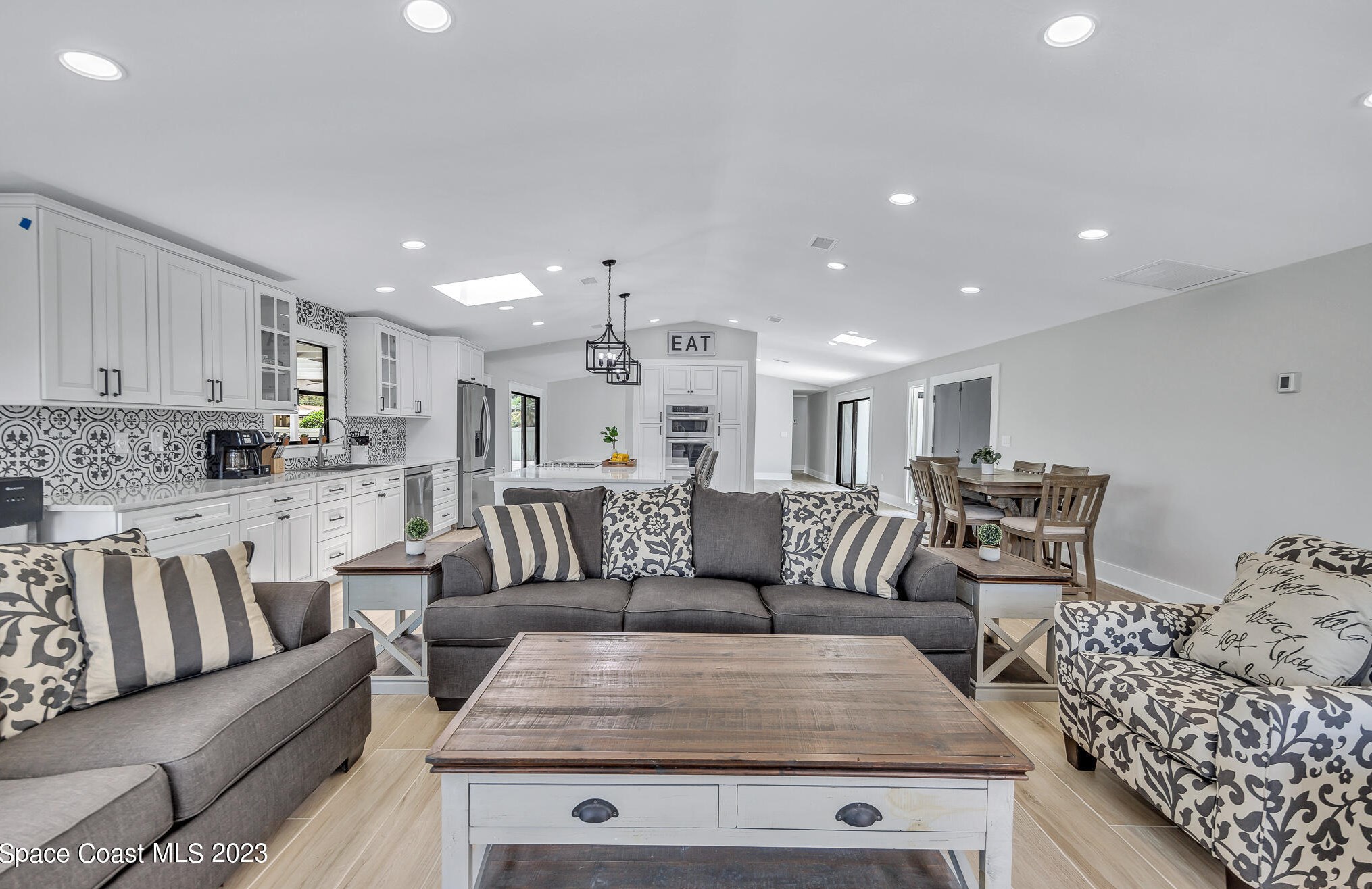 470 Rio Vista Ln, Merritt Island FL  32952-5226 exterior