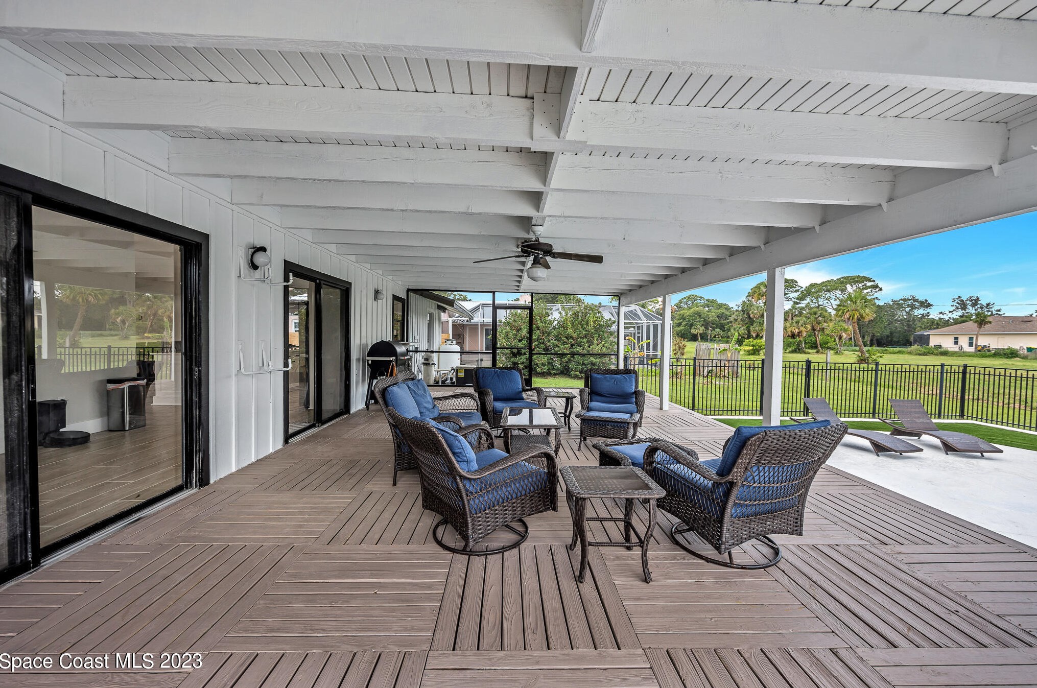 470 Rio Vista Ln, Merritt Island FL  32952-5226 exterior