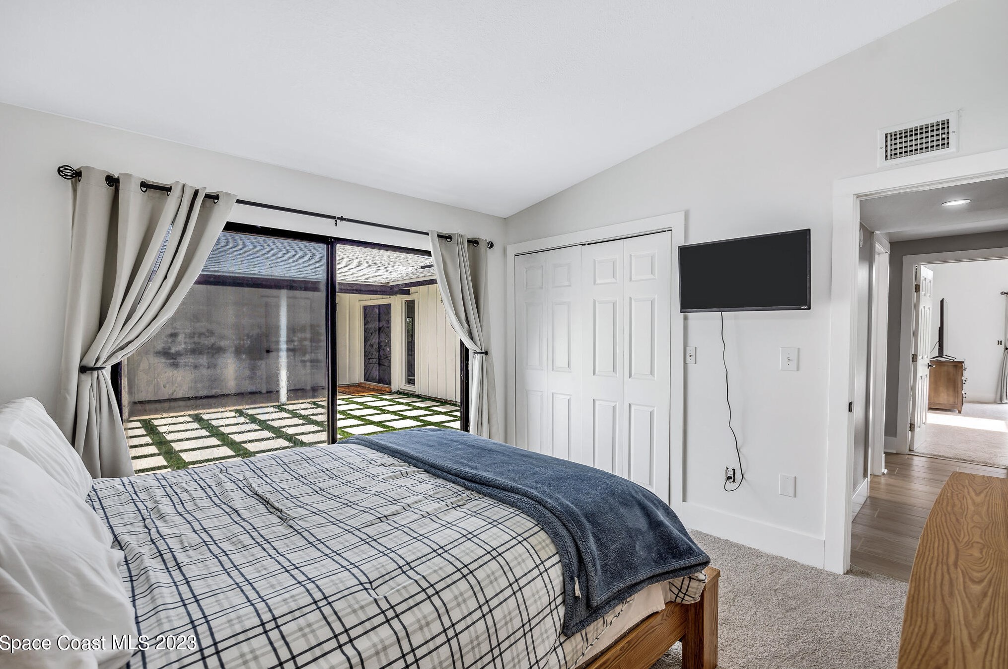 470 Rio Vista Ln, Merritt Island FL  32952-5226 exterior