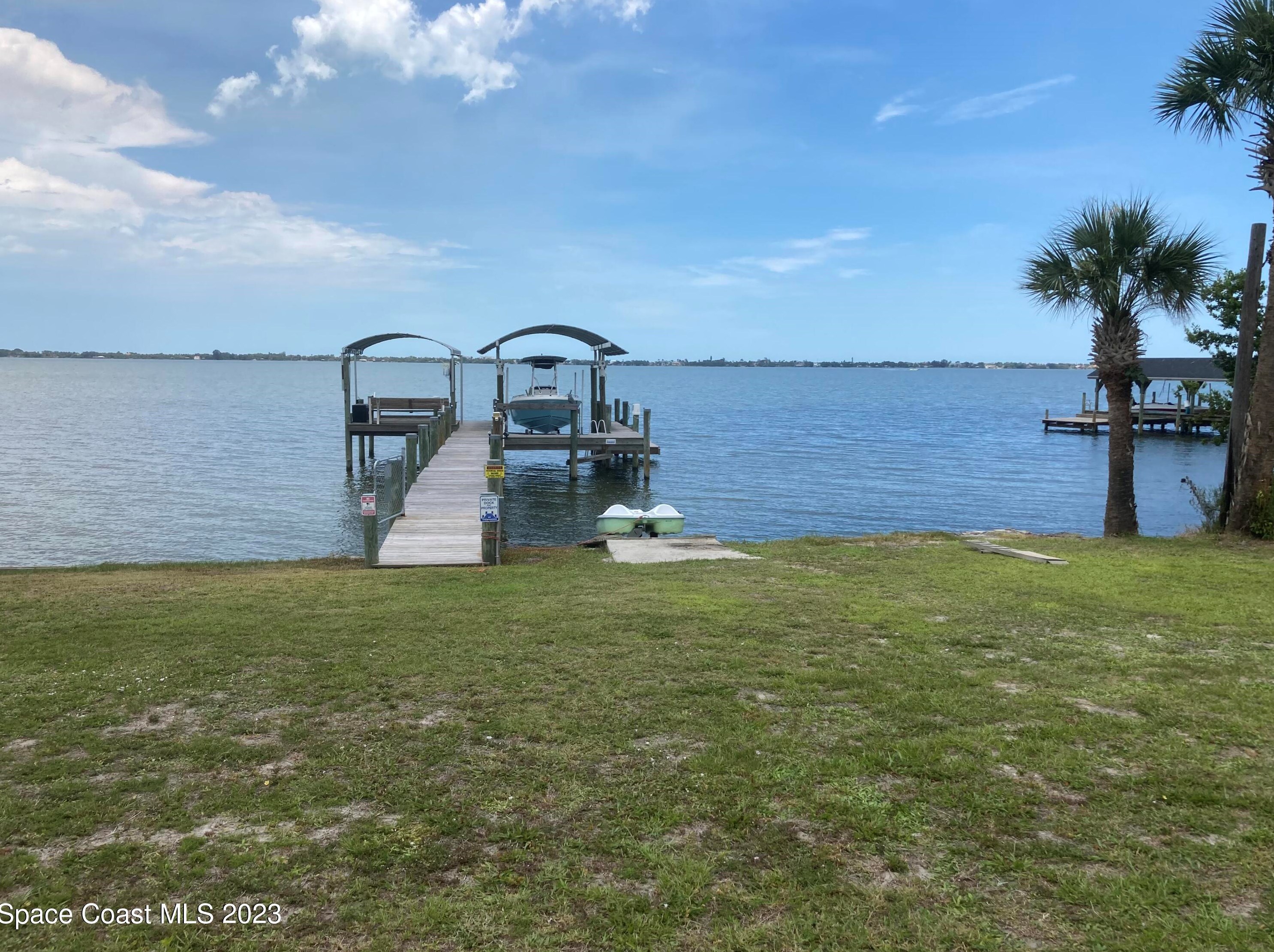 2840 Pineapple Ave, Melbourne FL  32935-6242 exterior