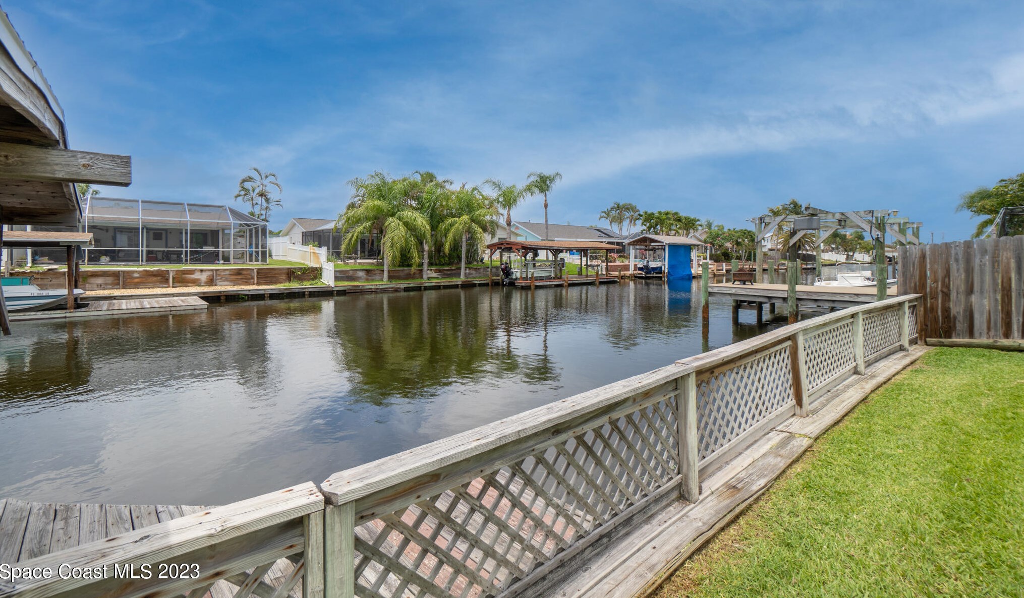 1500 Central Ave, Merritt Island FL 32952-5676 exterior