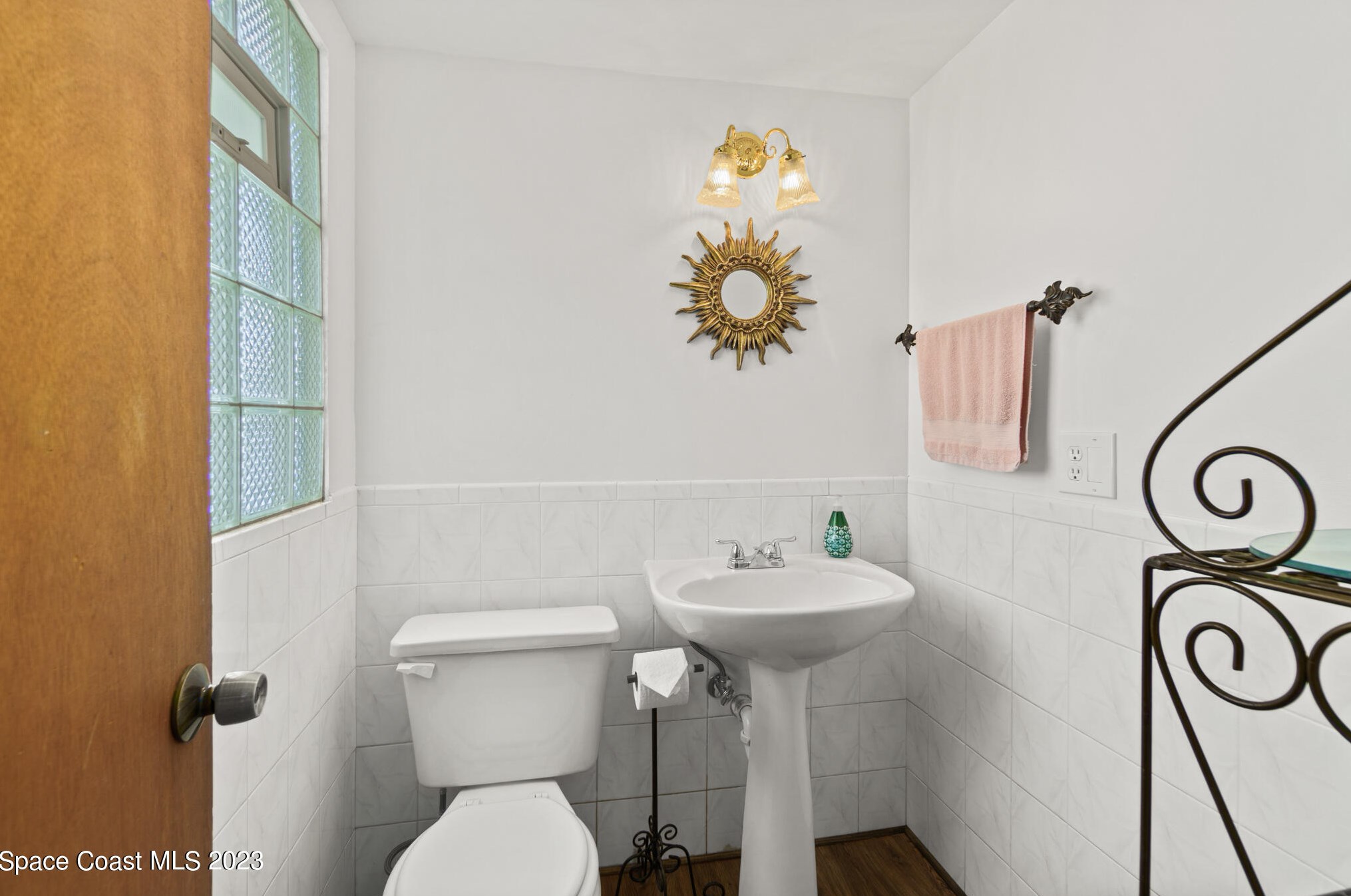 1500 Central Ave, Merritt Island FL 32952-5676 exterior