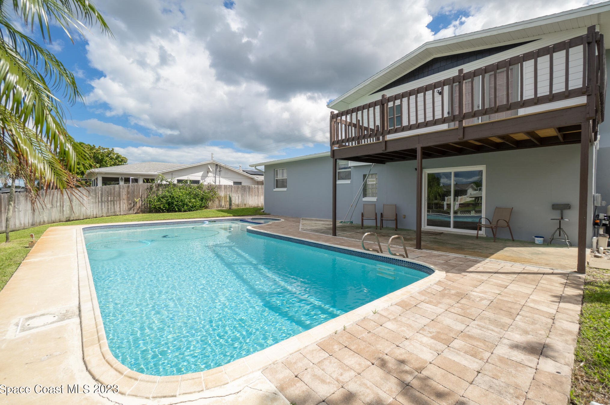 1500 Central Ave, Merritt Island FL 32952-5676 exterior