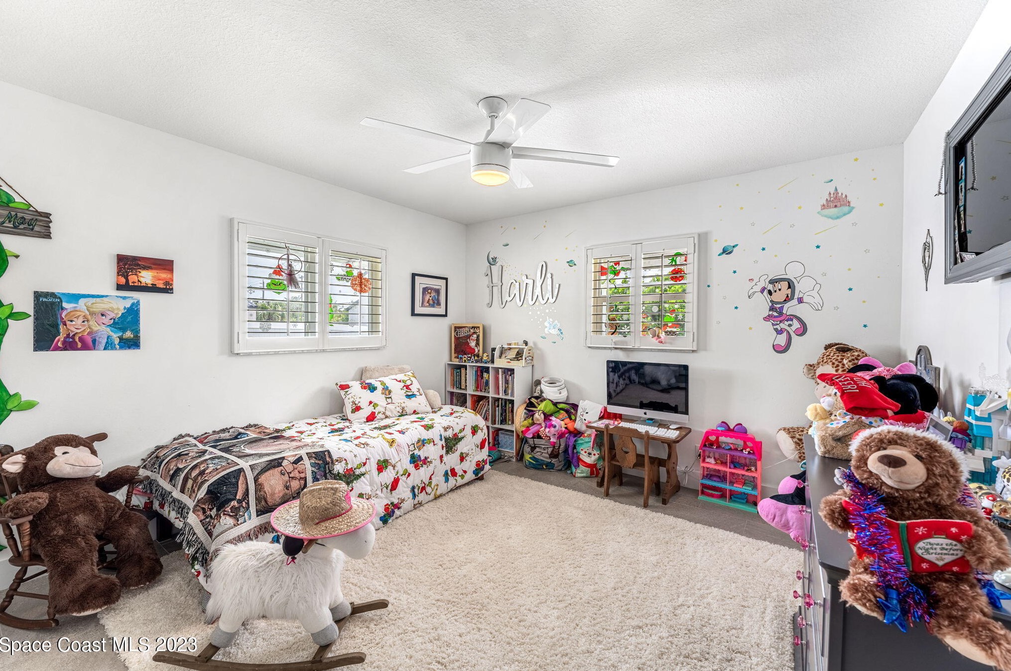 572 Spindle Palm Dr, Melbourne FL  32903-3855 exterior