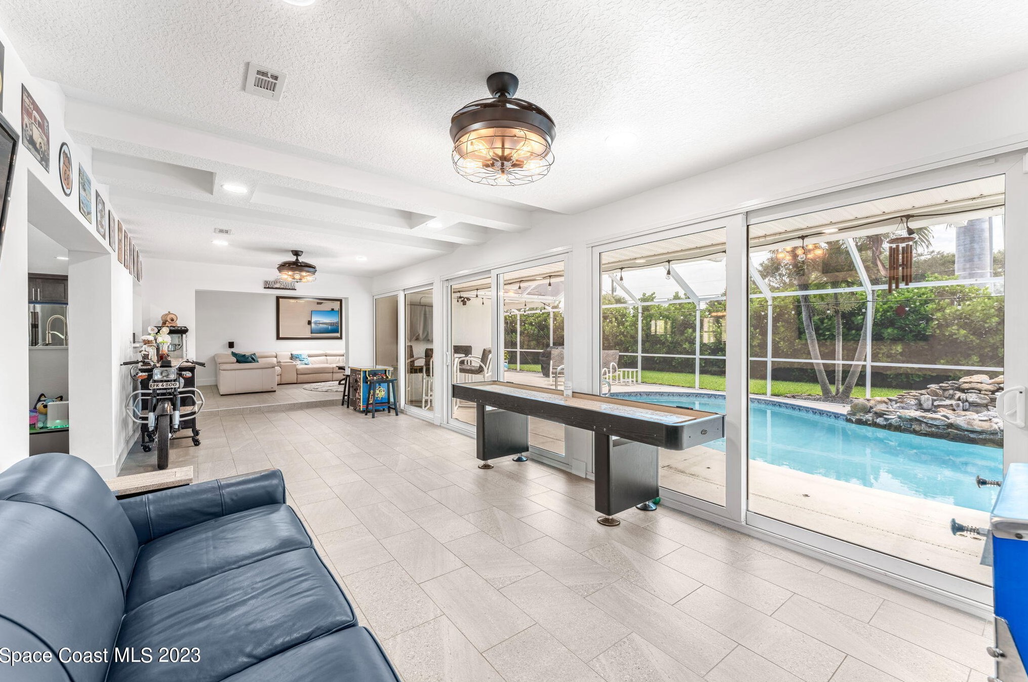 572 Spindle Palm Dr, Melbourne FL  32903-3855 exterior