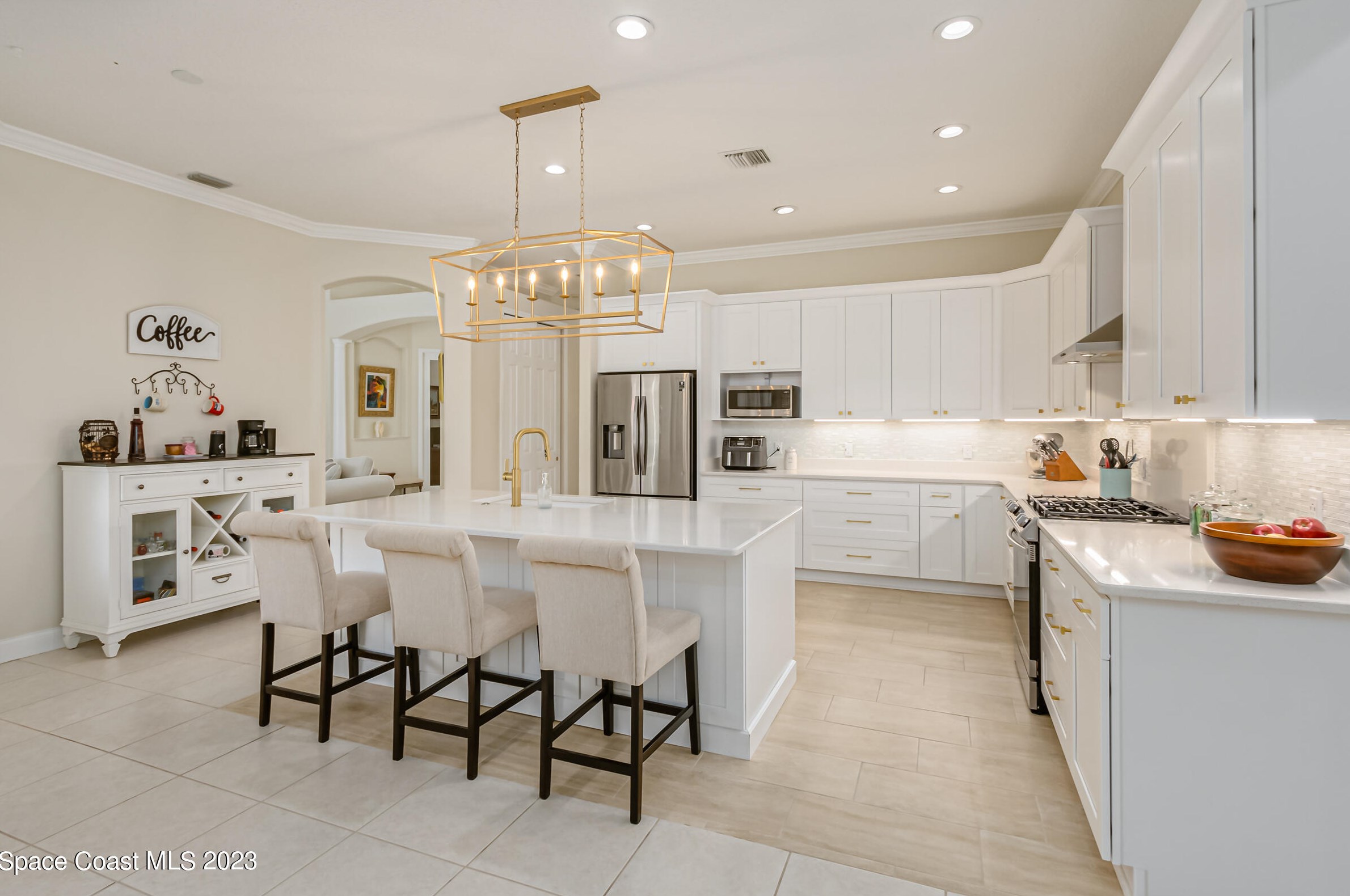 844 Chatsworth Dr, Melbourne FL  32940-2171 exterior